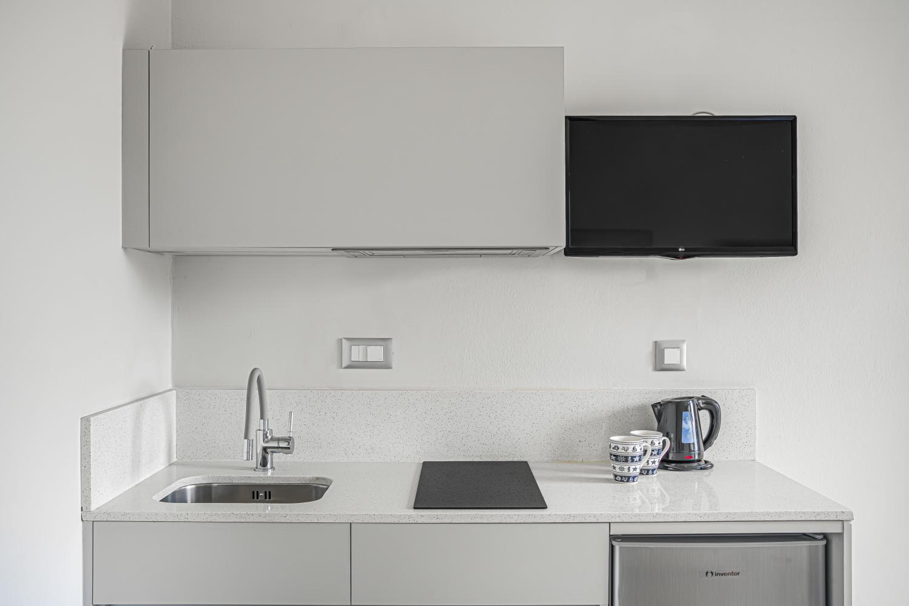 Apartment (4 Adults) - Photo 9