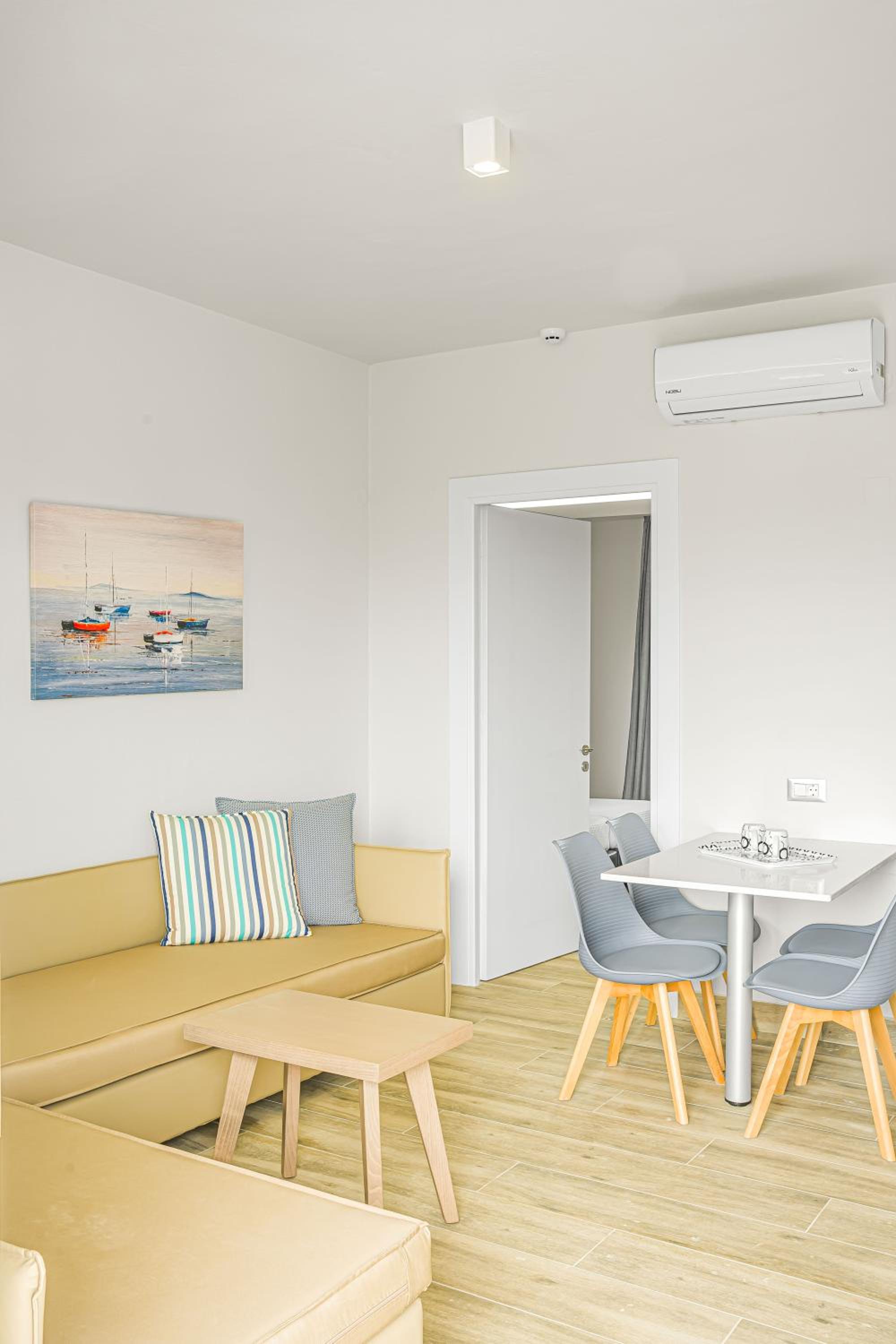 Apartment (4 Adults) - Photo 13