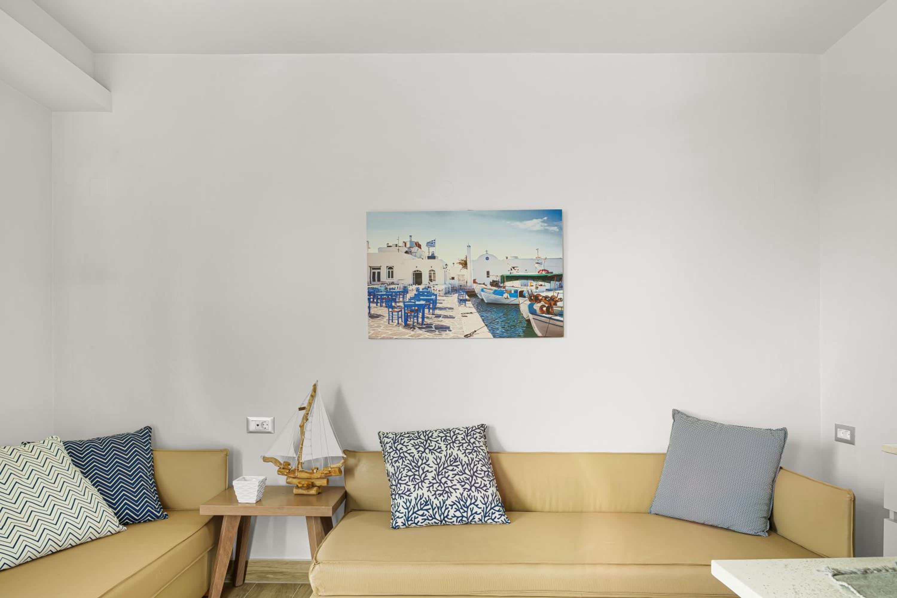 Apartment (4 Adults) - Photo 14
