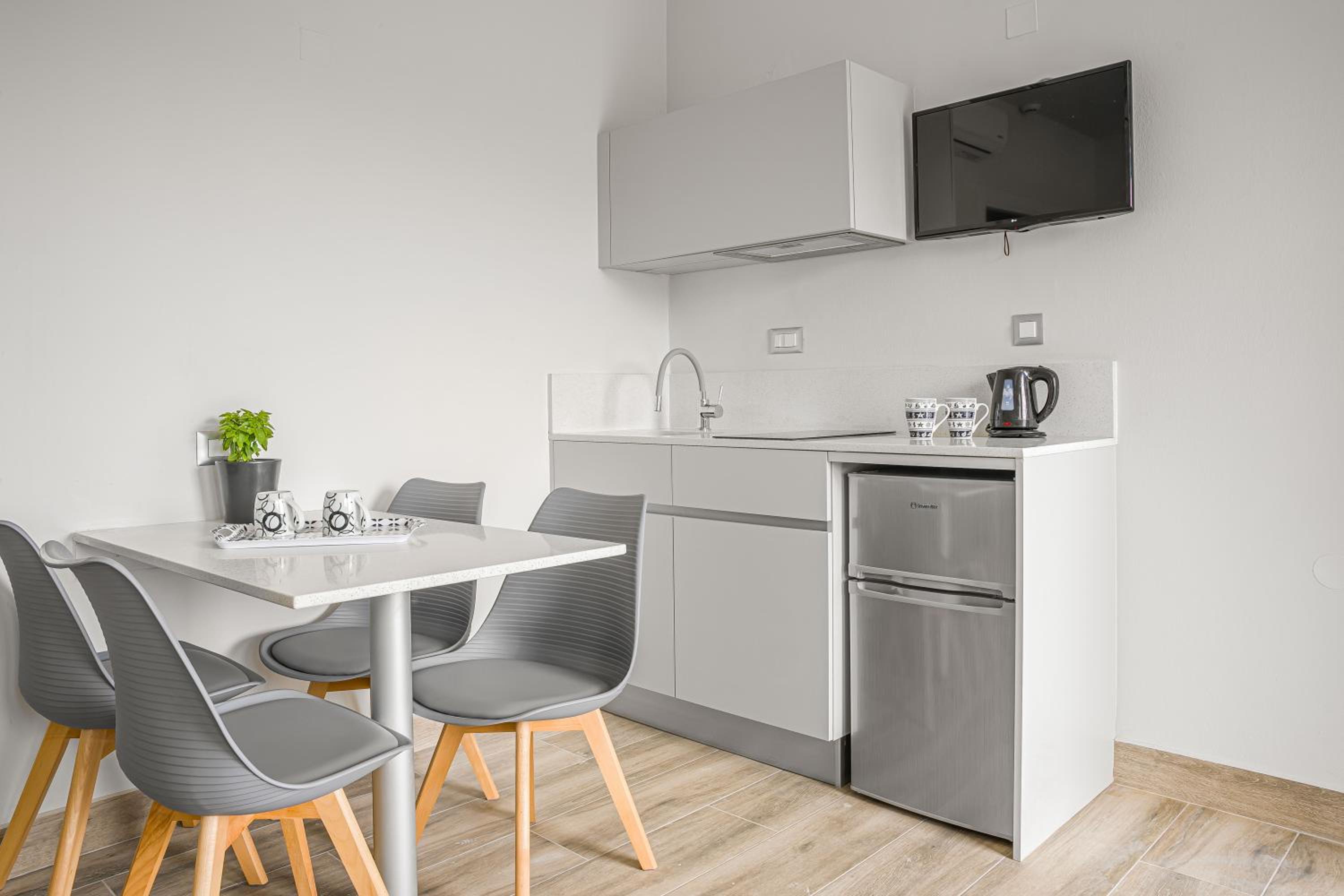 Apartment (4 Adults) - Photo 31