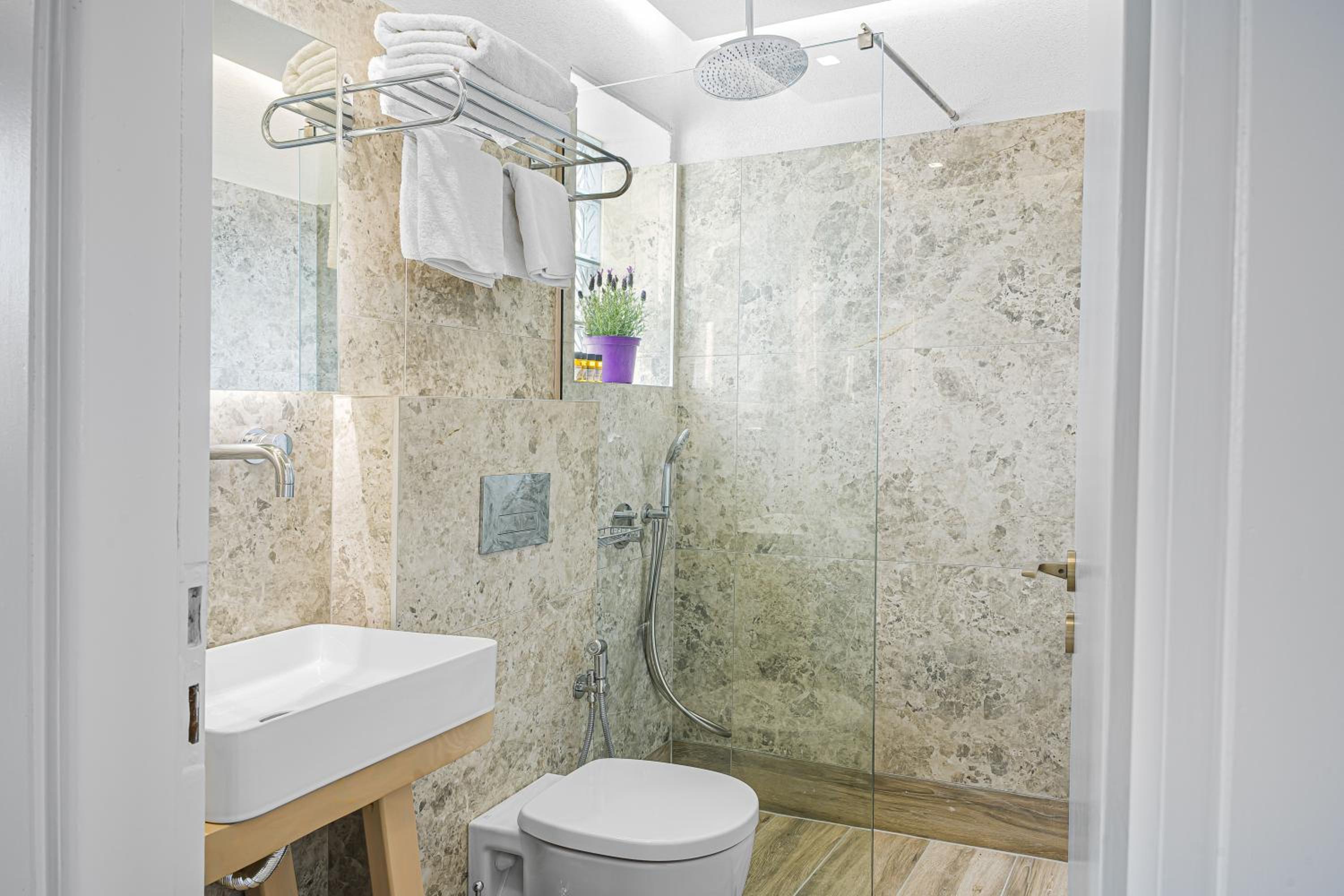 Apartment (4 Adults) - Photo 15