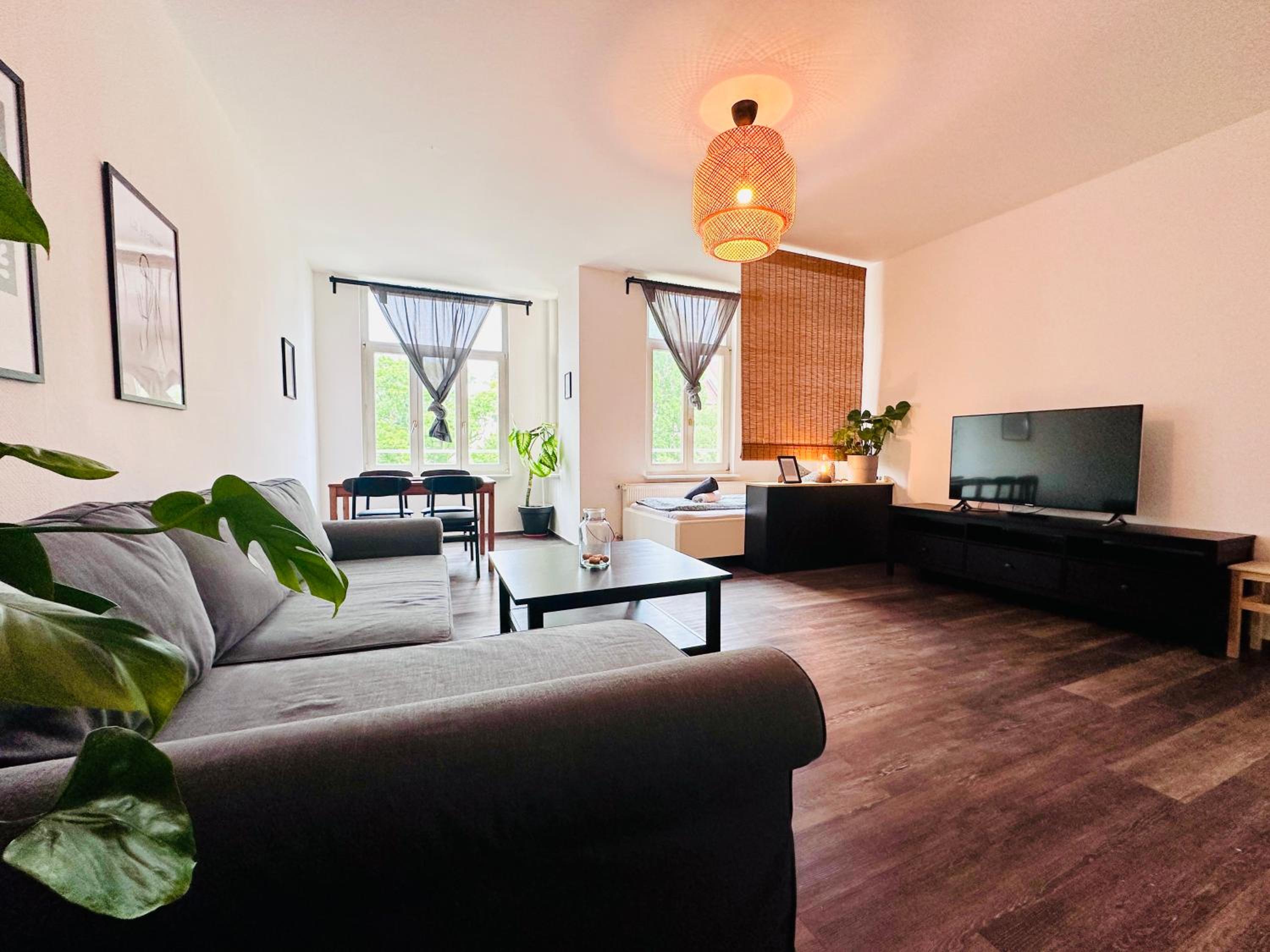 Deluxe Family Room