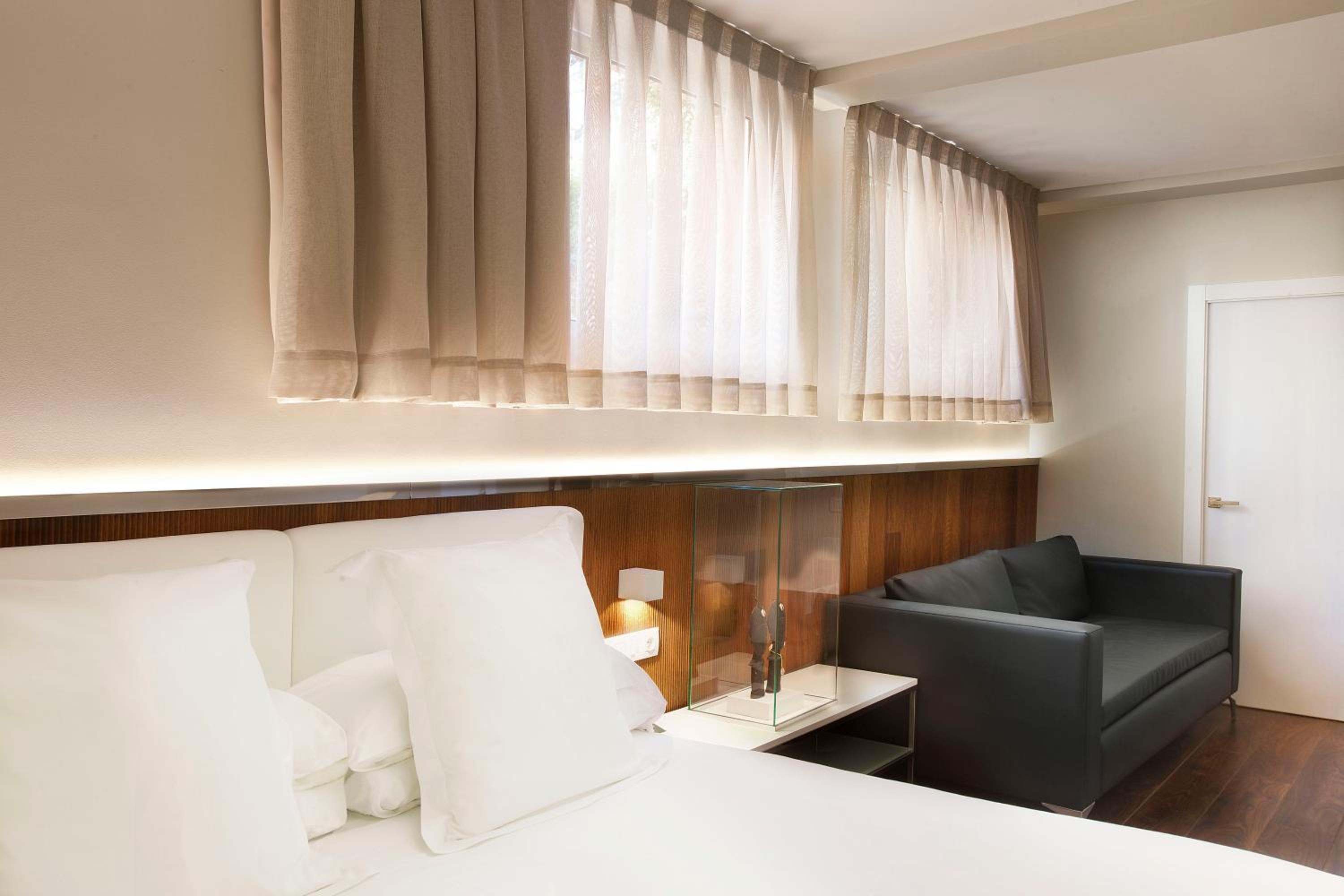 Executive Double or Twin Room thumbnail 5