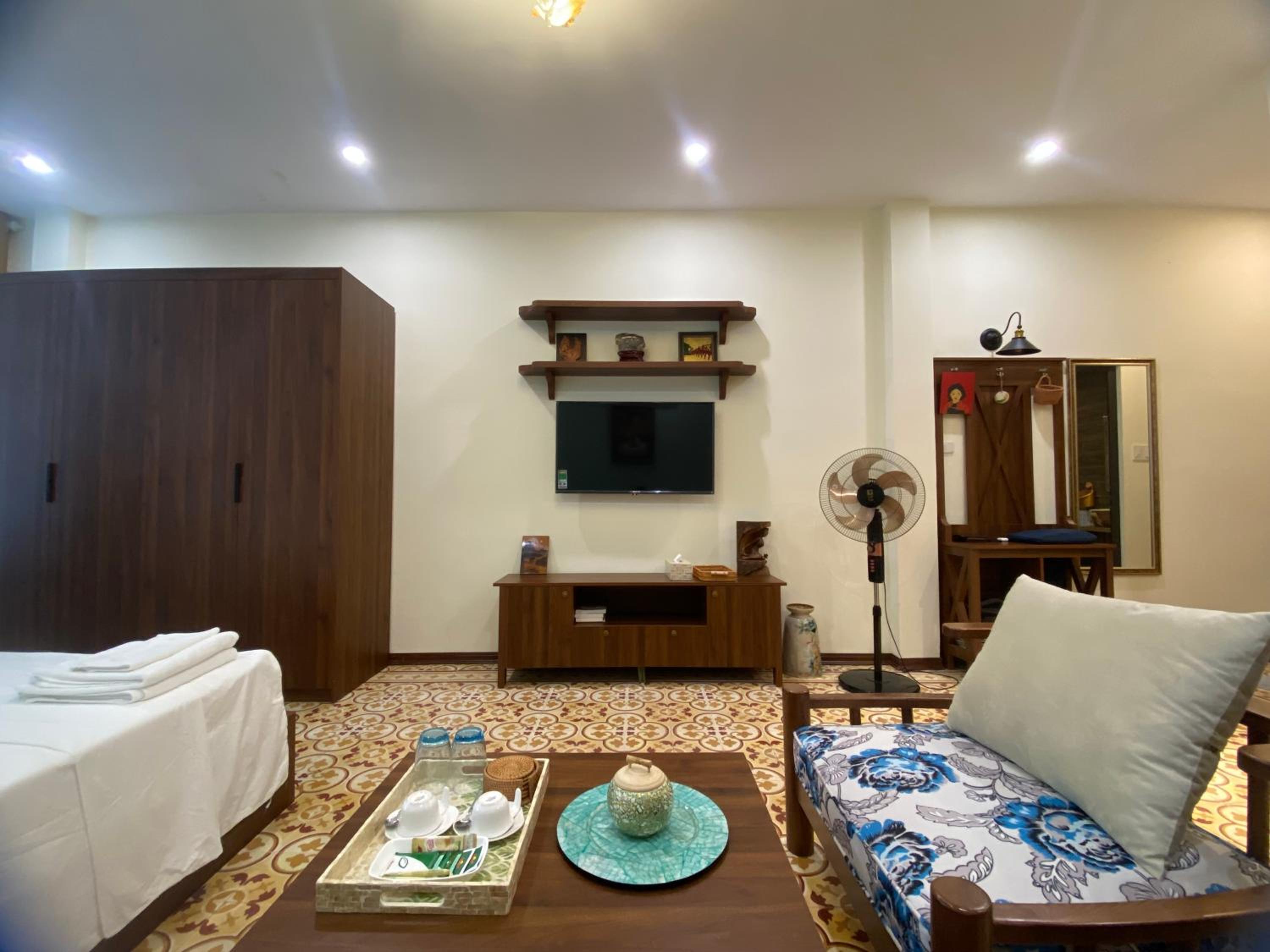 Family Two-Bedroom Apartment With View