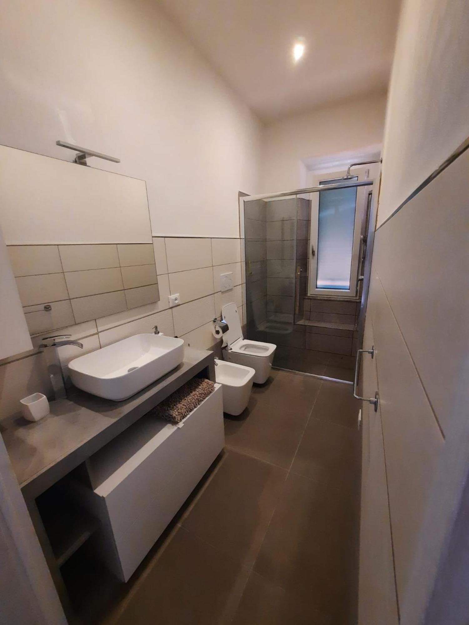 Three-Bedroom House photo 3