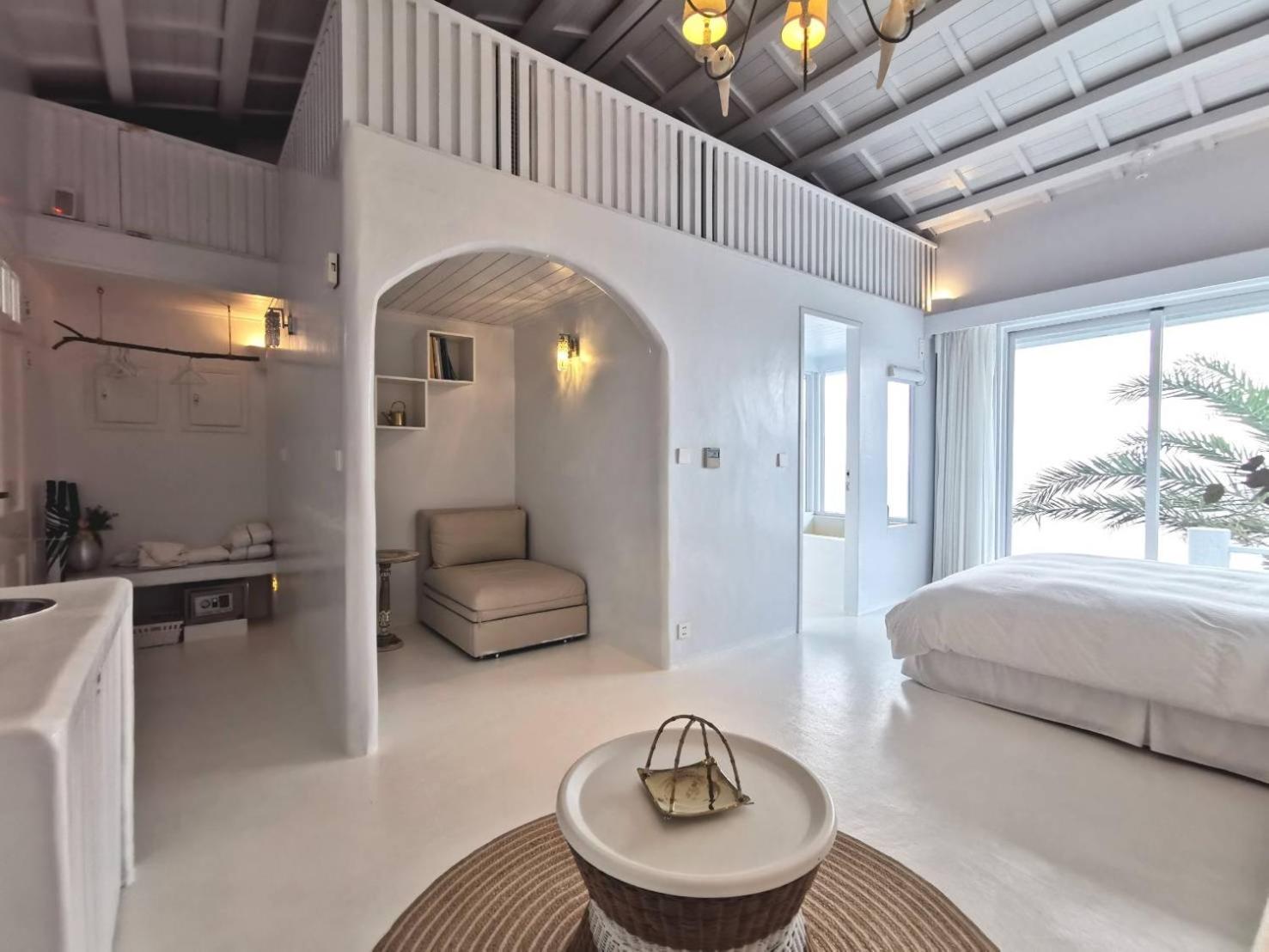 Villa with Sea View