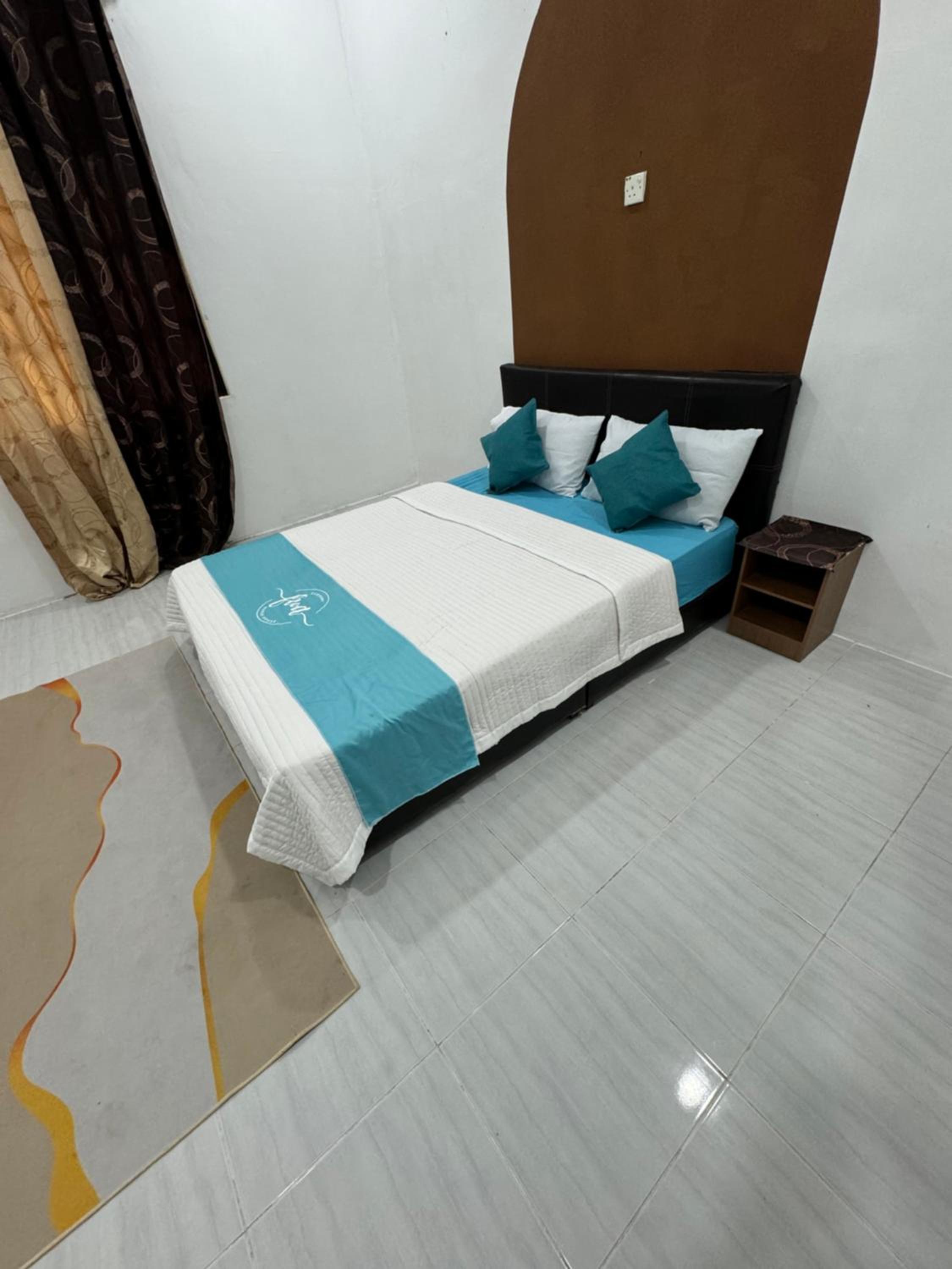Two-Bedroom House photo 2