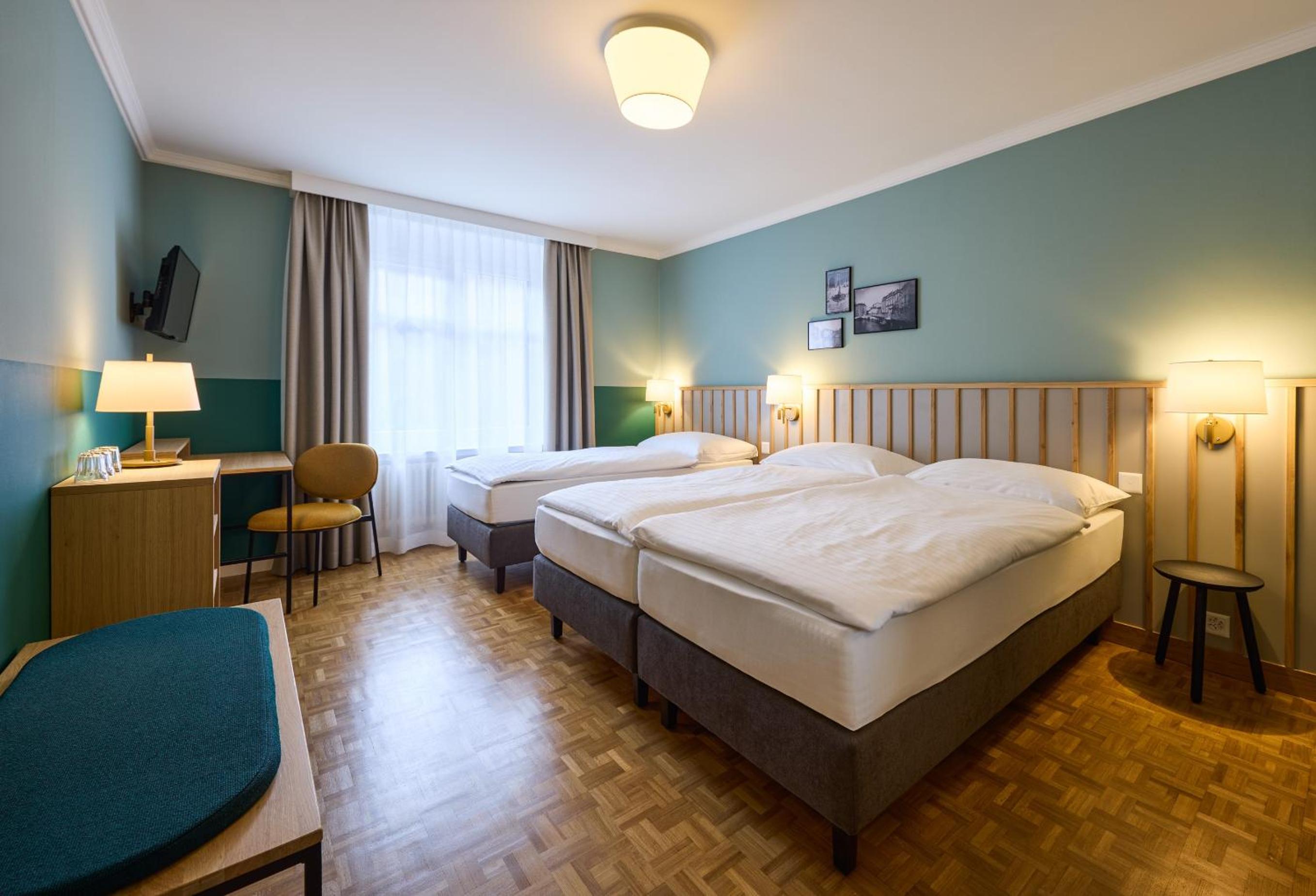 Triple Room