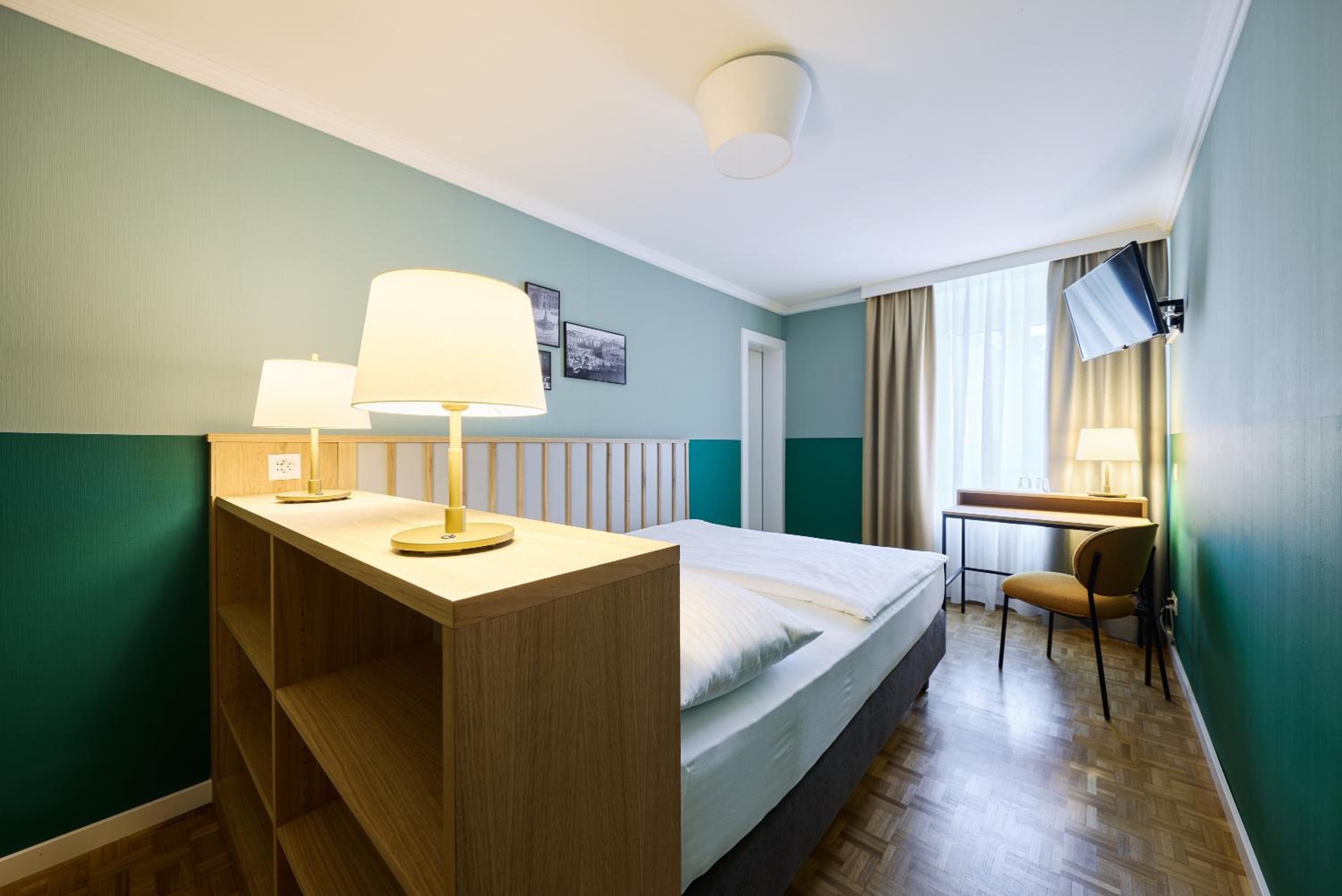 Available room