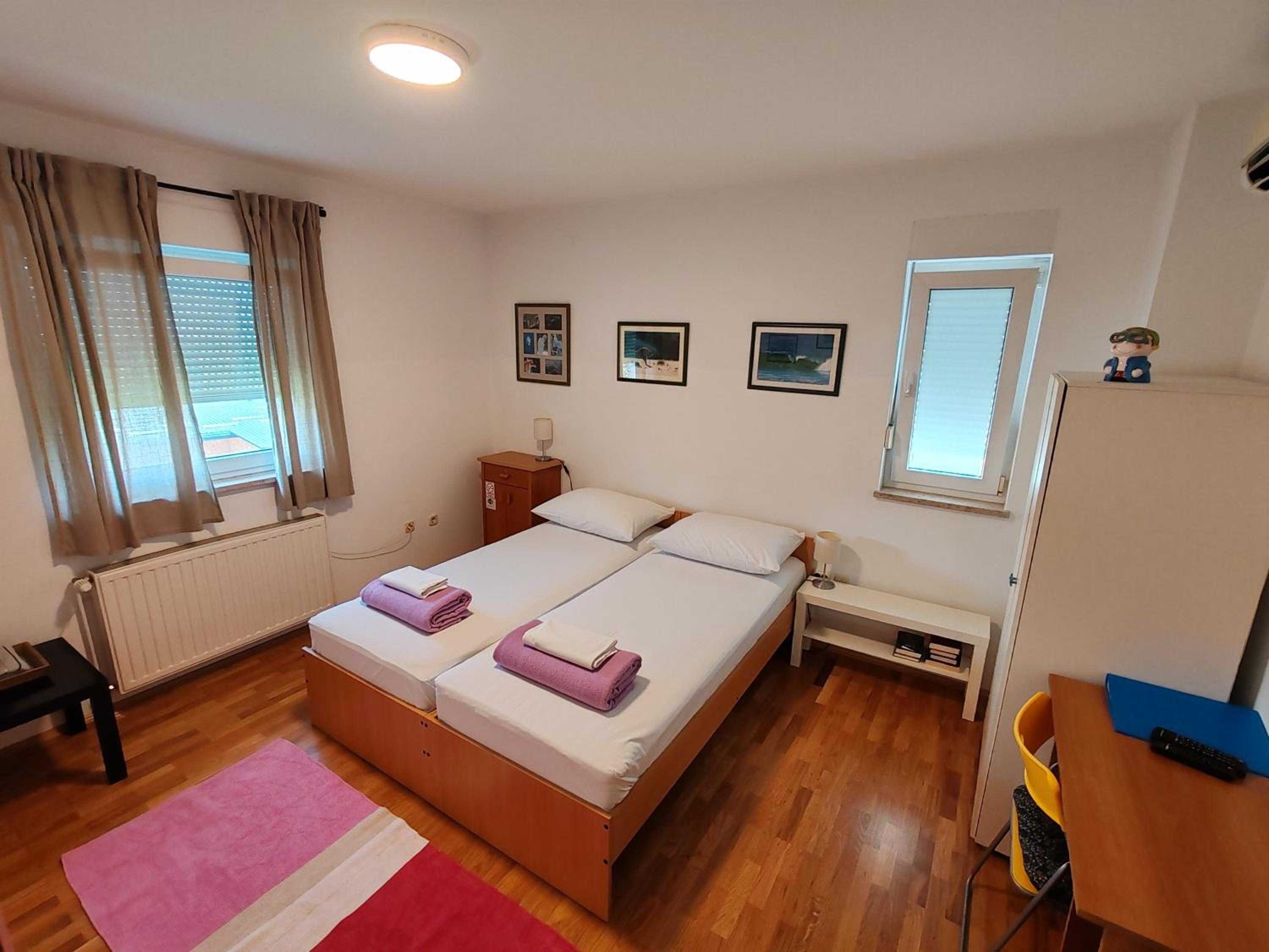 Double Room With Shared Bathroom