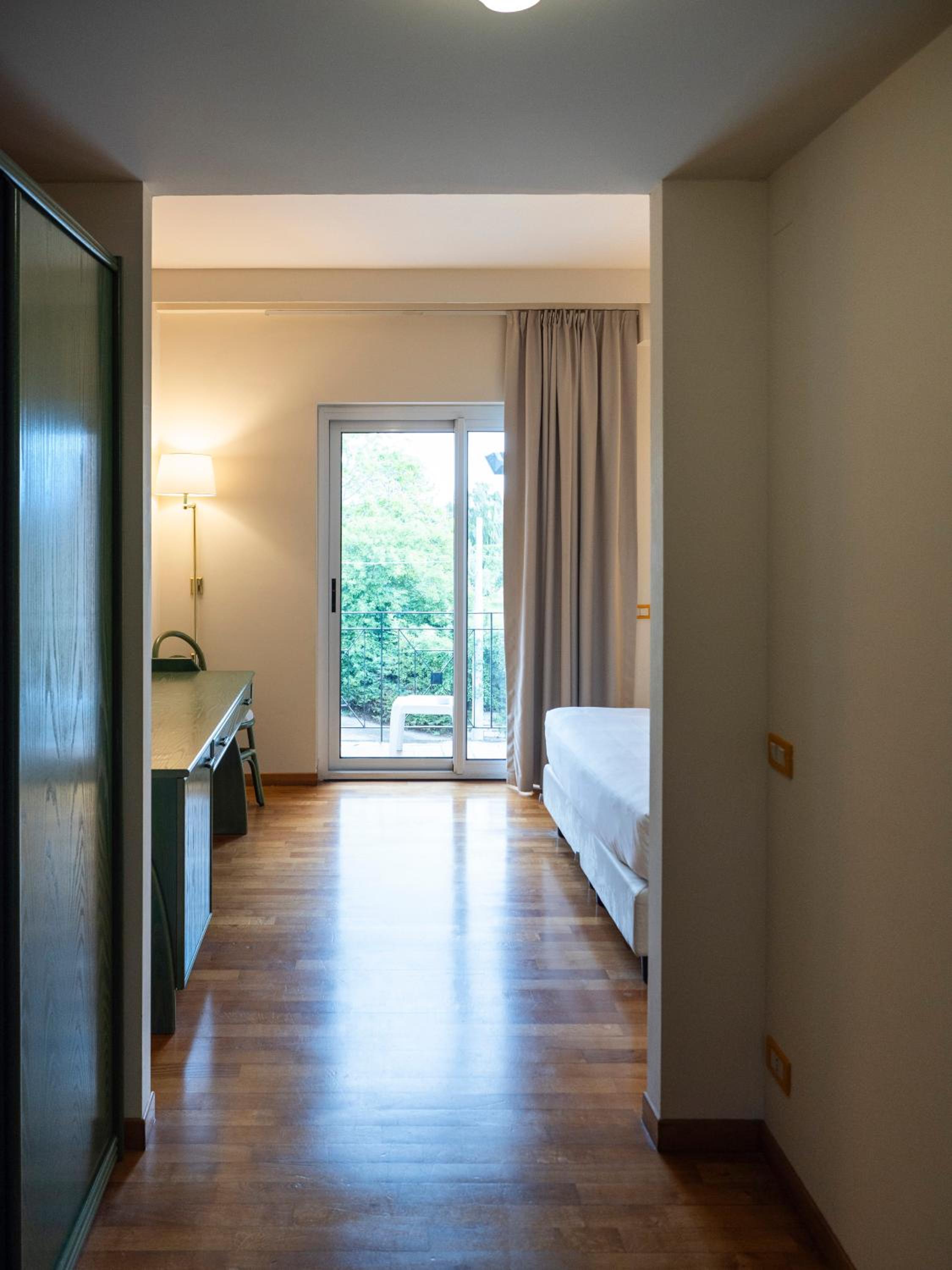 Double Or Twin Room photo 2