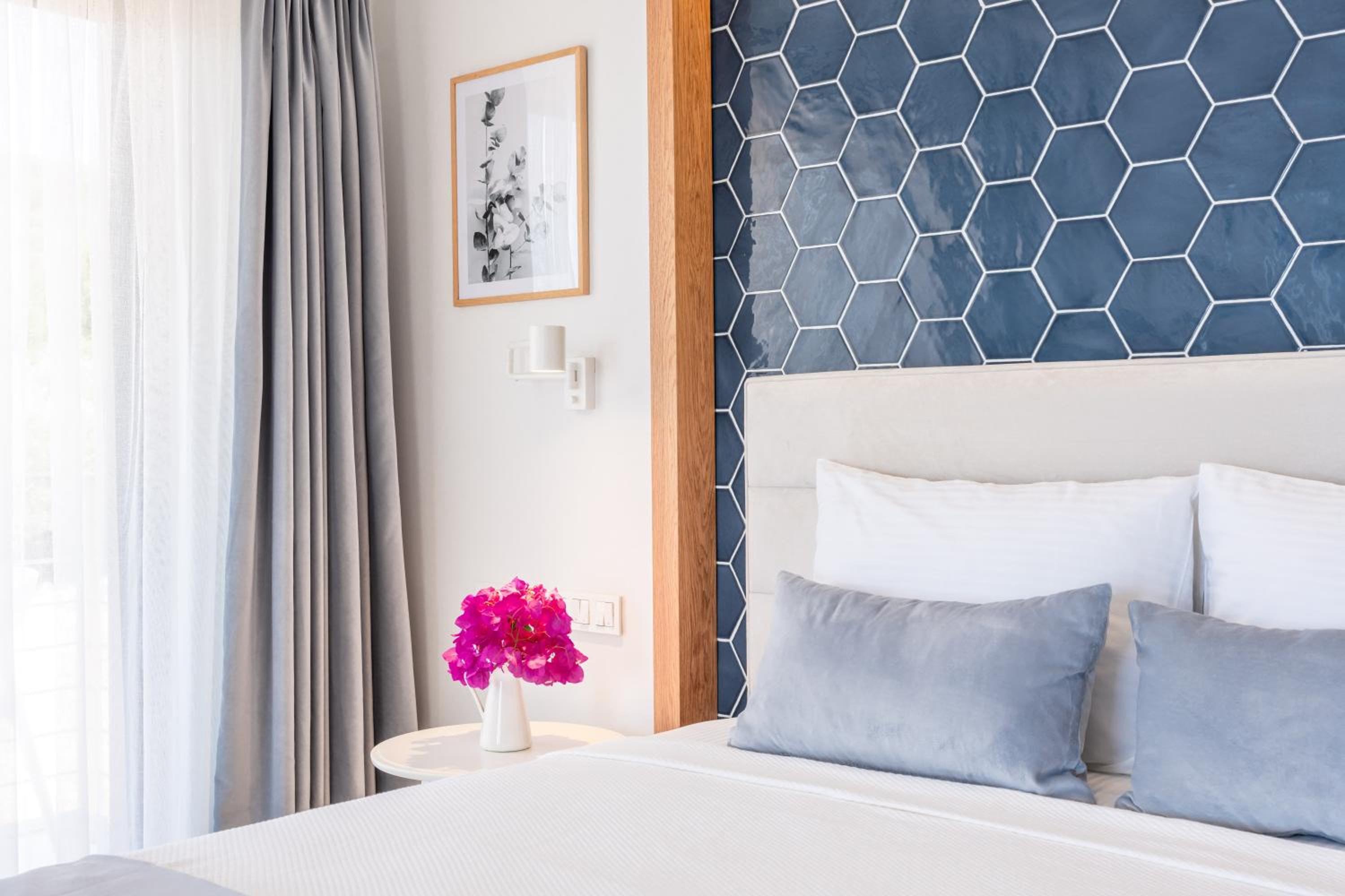 Premium Quadruple Room - Photo 1