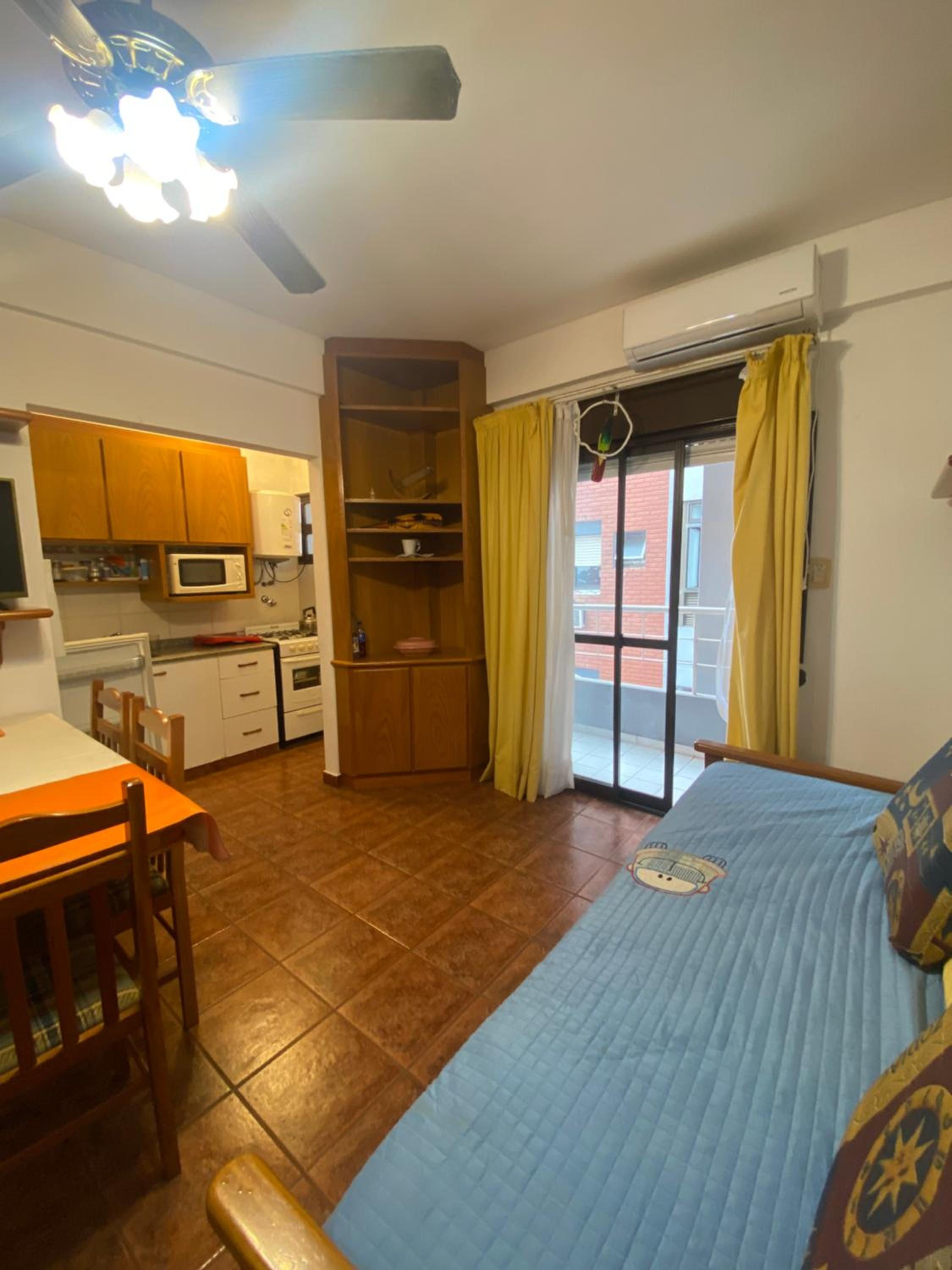 One-Bedroom Apartment photo 1