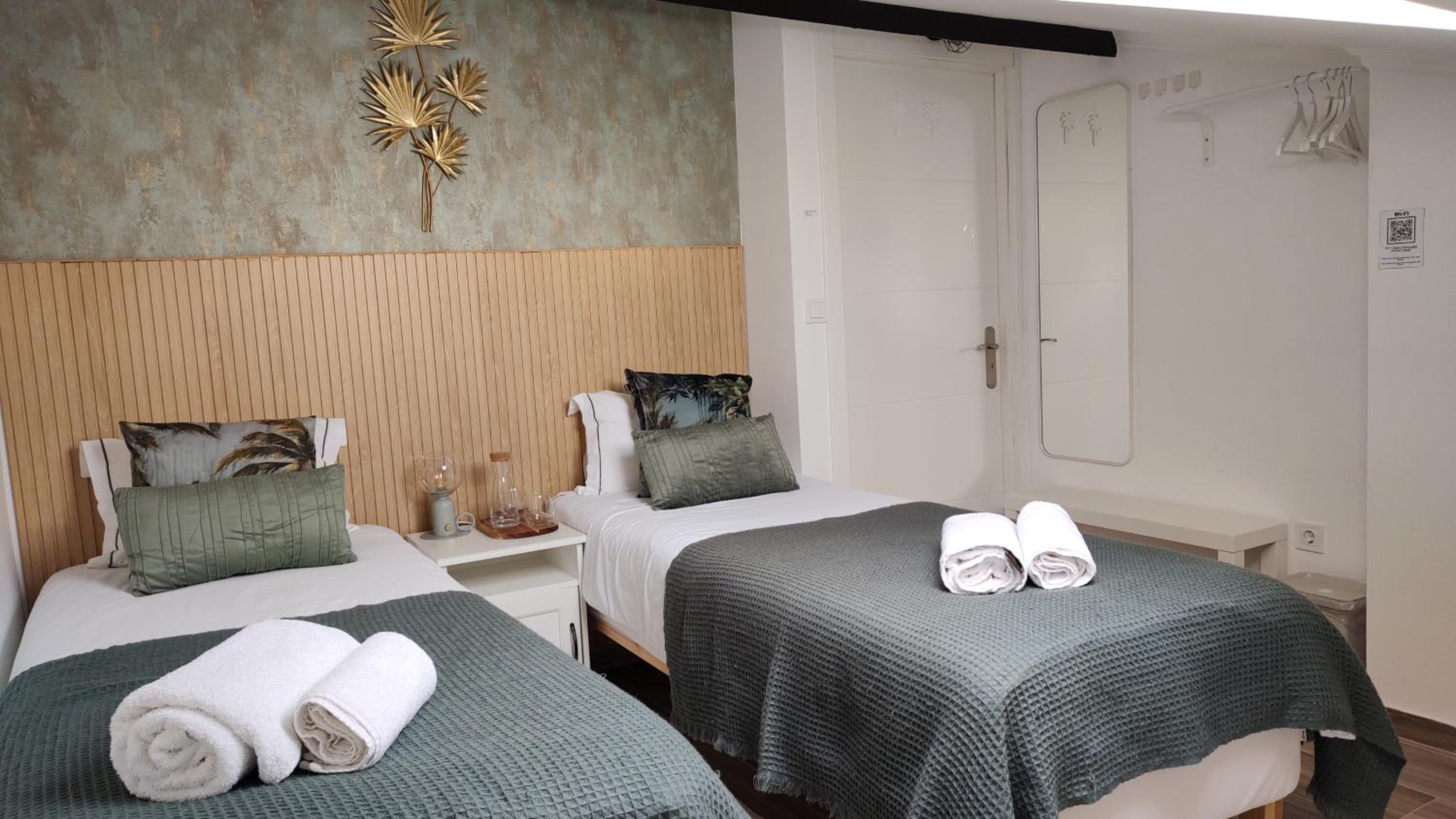 Double or Twin Room with Shared Bathroom