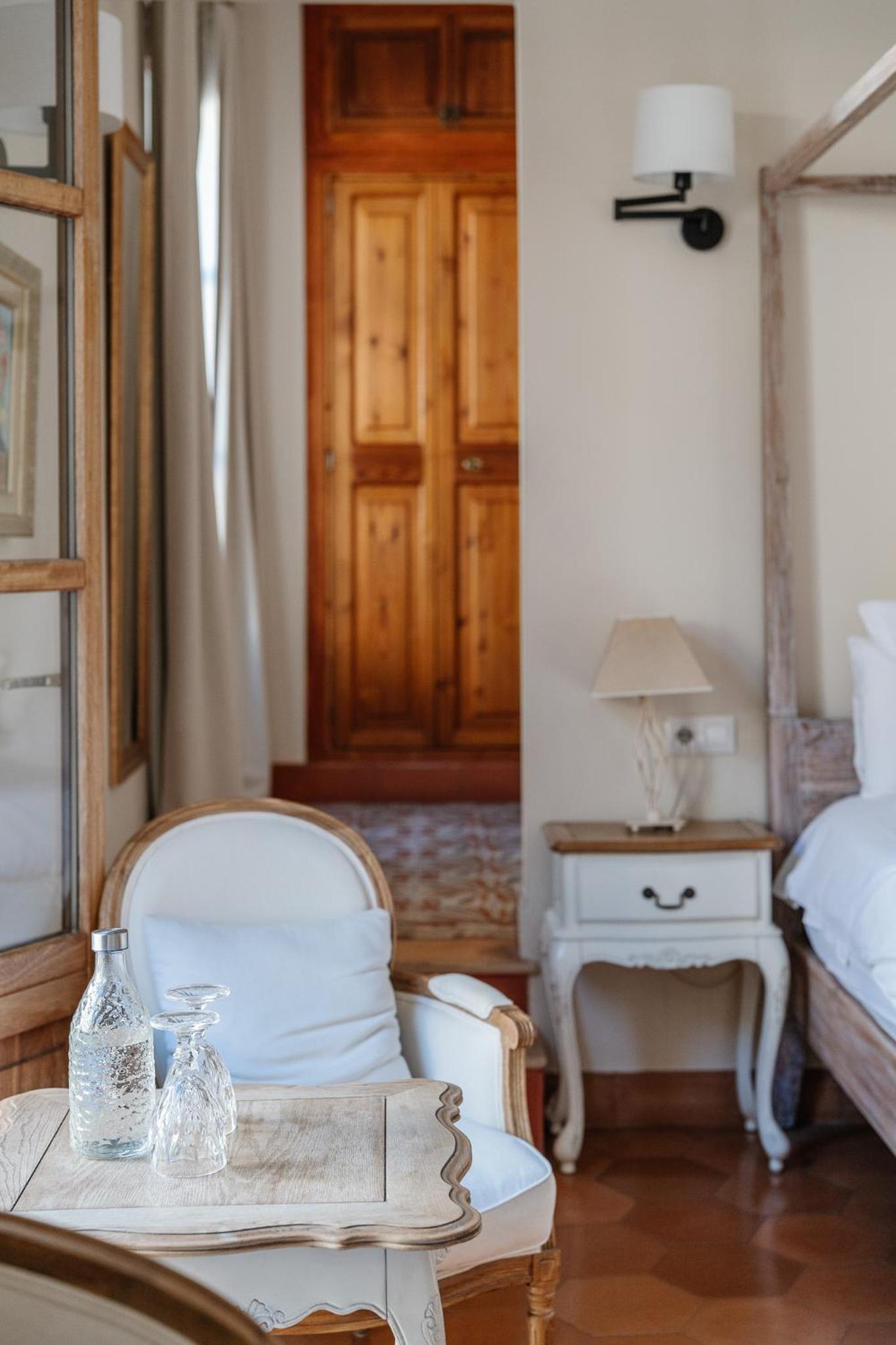 Superior Double Room - Photo 2