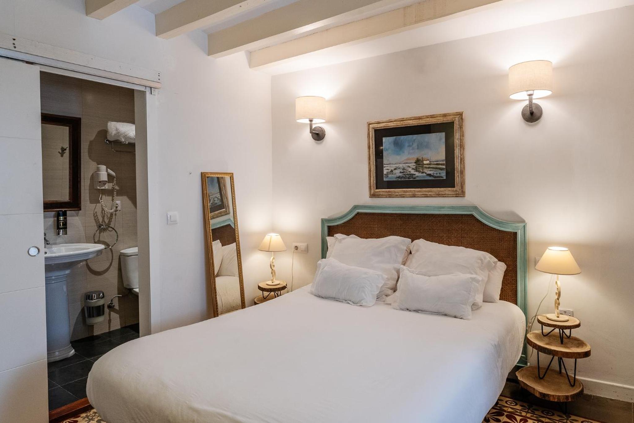 Double Room - Photo 1