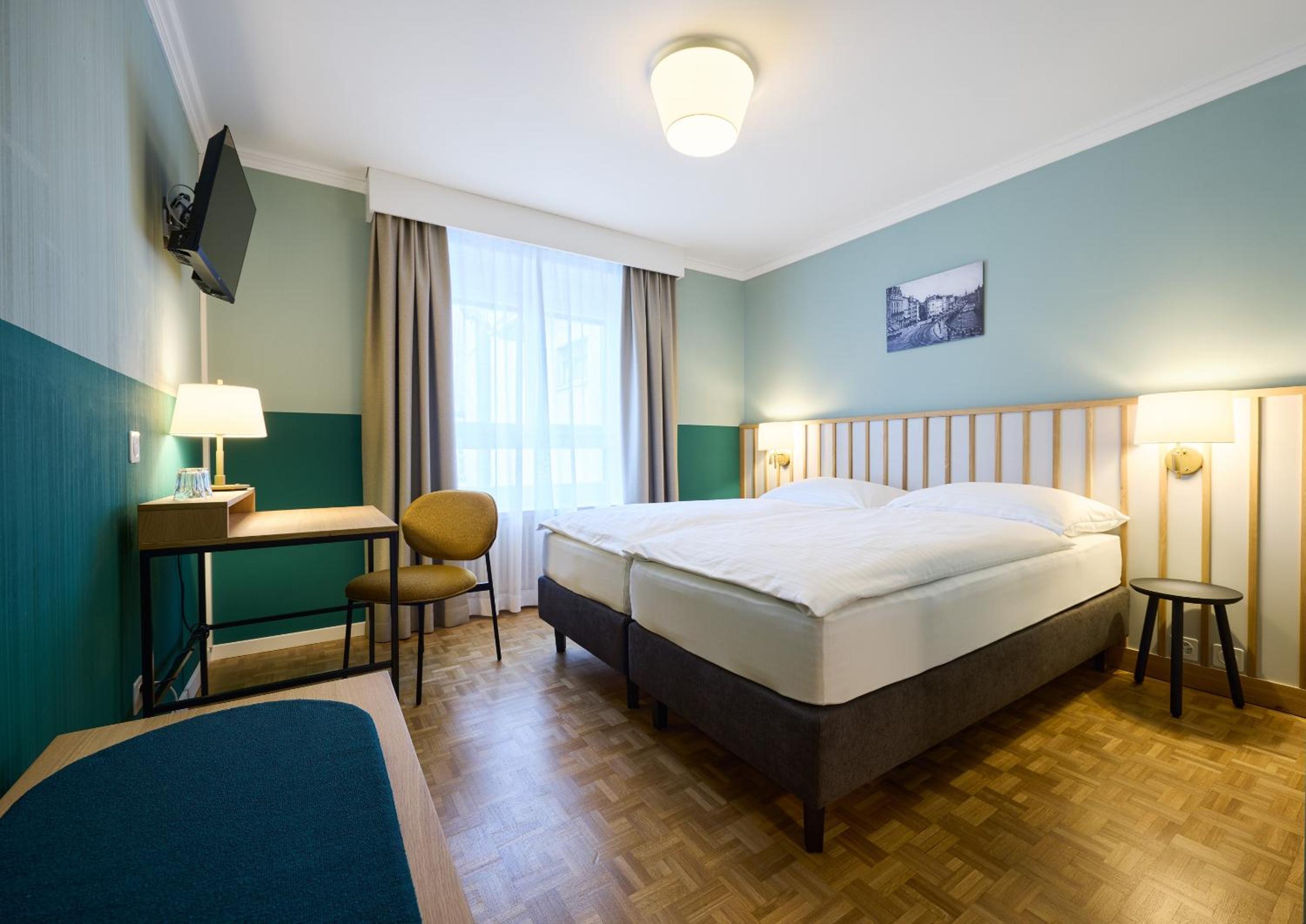 Available room