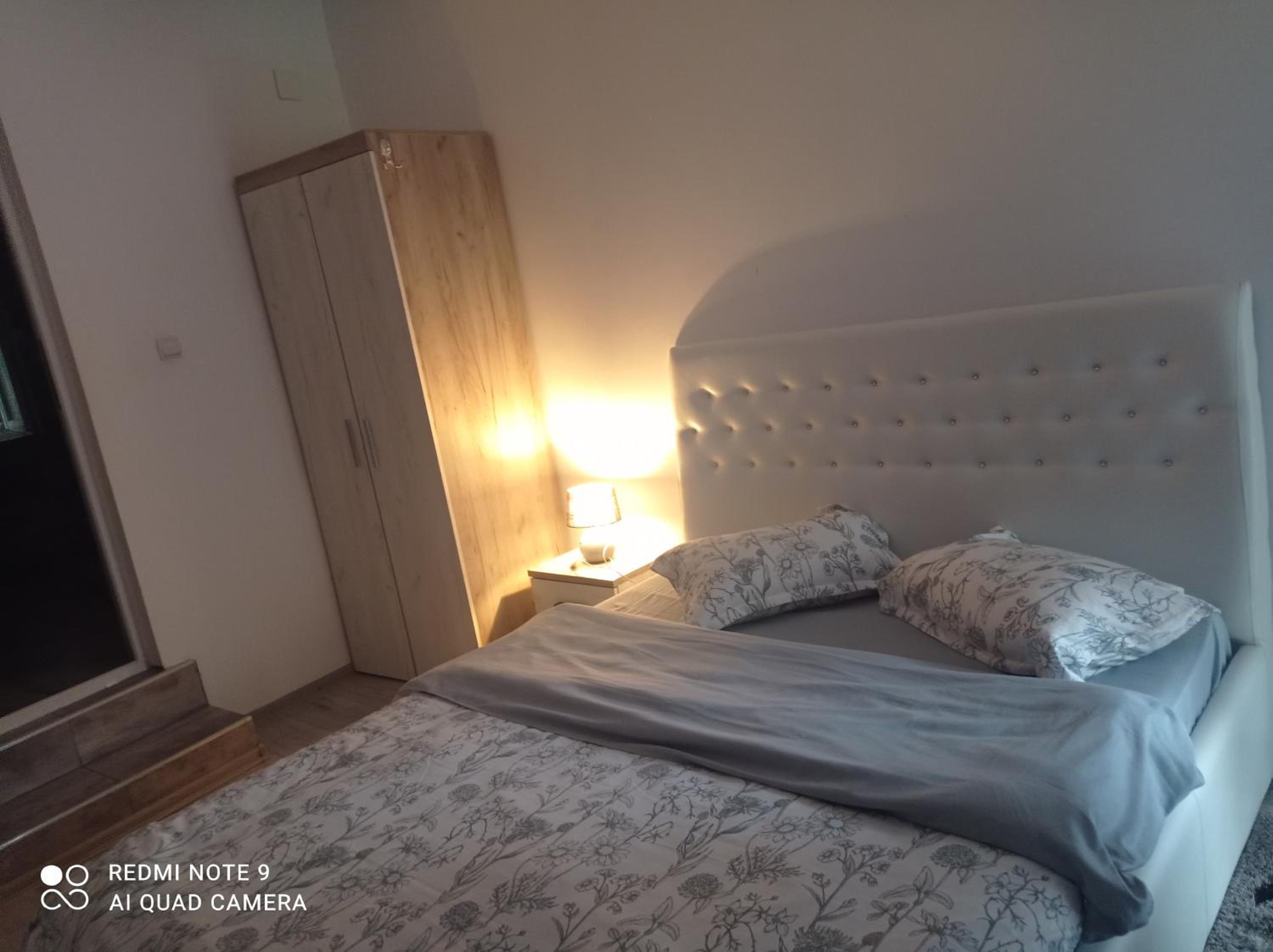 Deluxe Double Room with Extra Bed - Photo 1