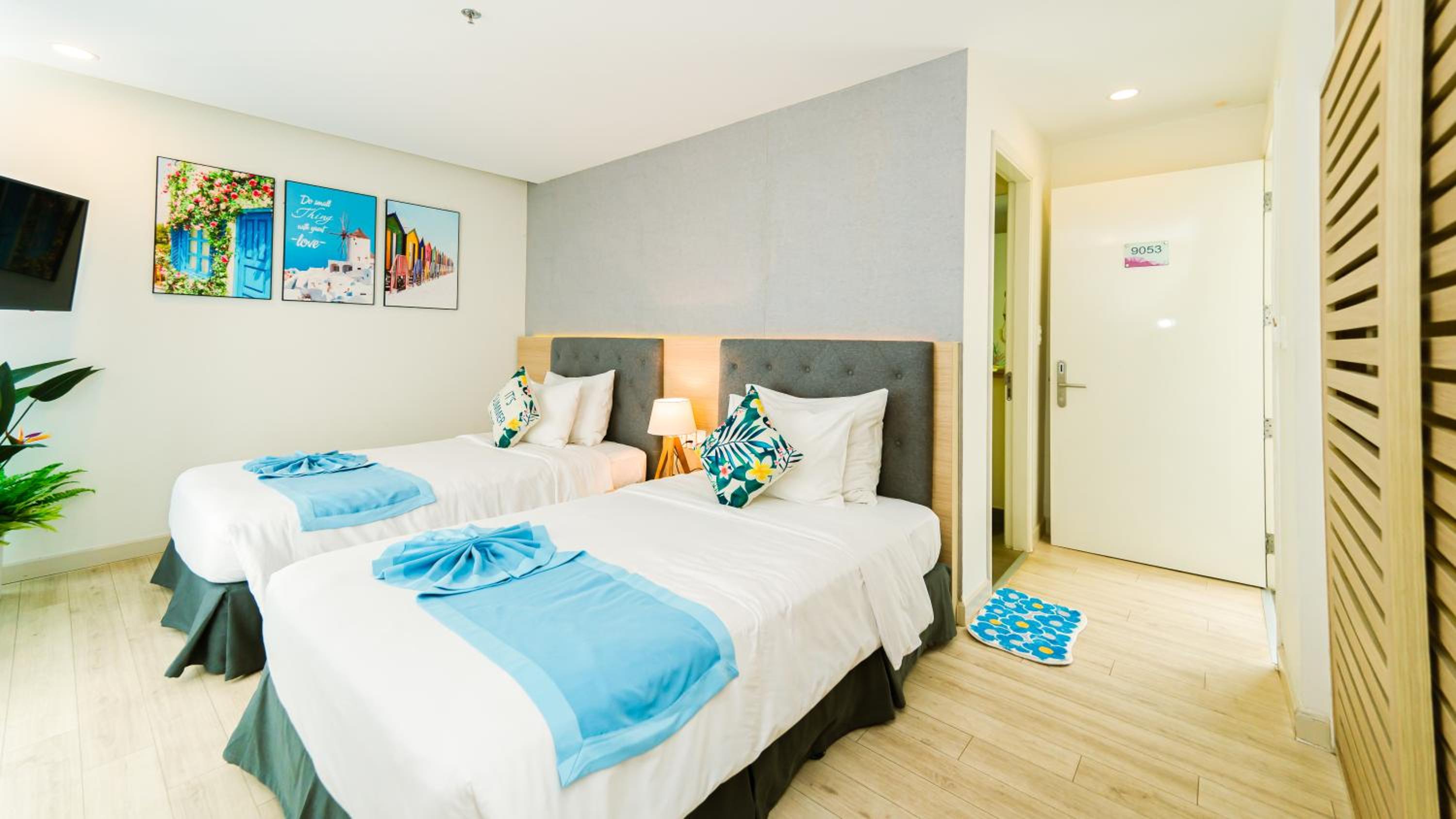 Double Room with Two Double Beds photo 1