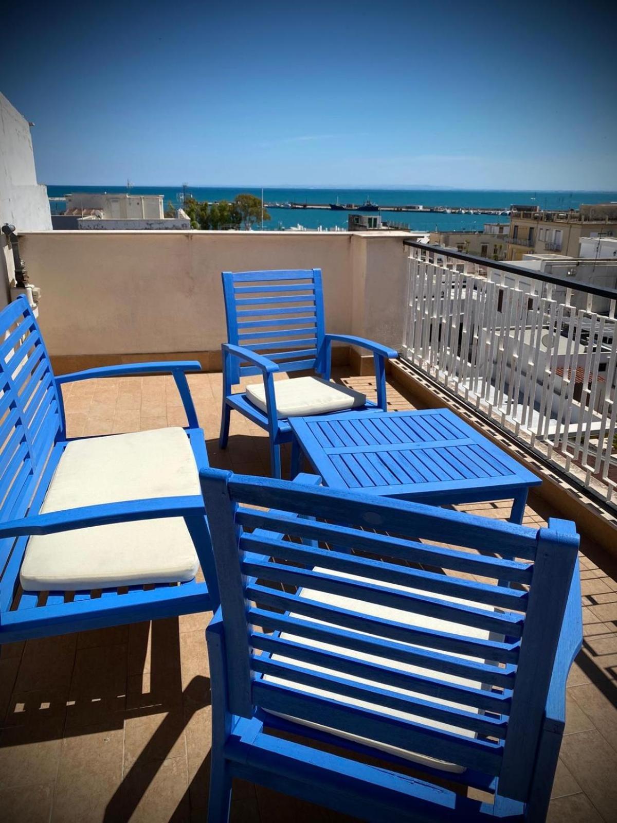 One-Bedroom Apartment with View photo 3