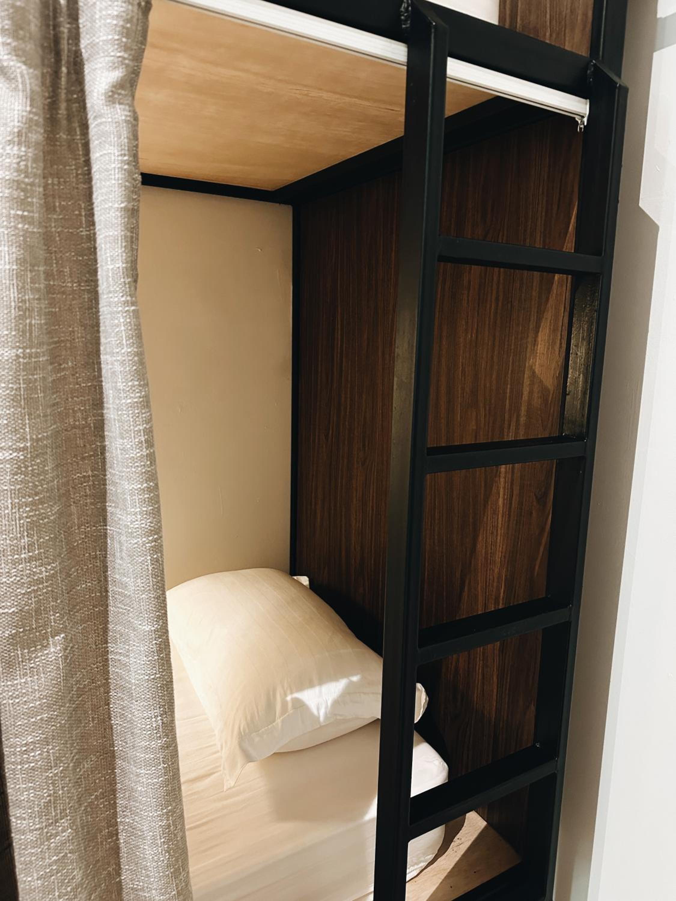 Bed in 4-Bed Female Dormitory Room photo 2