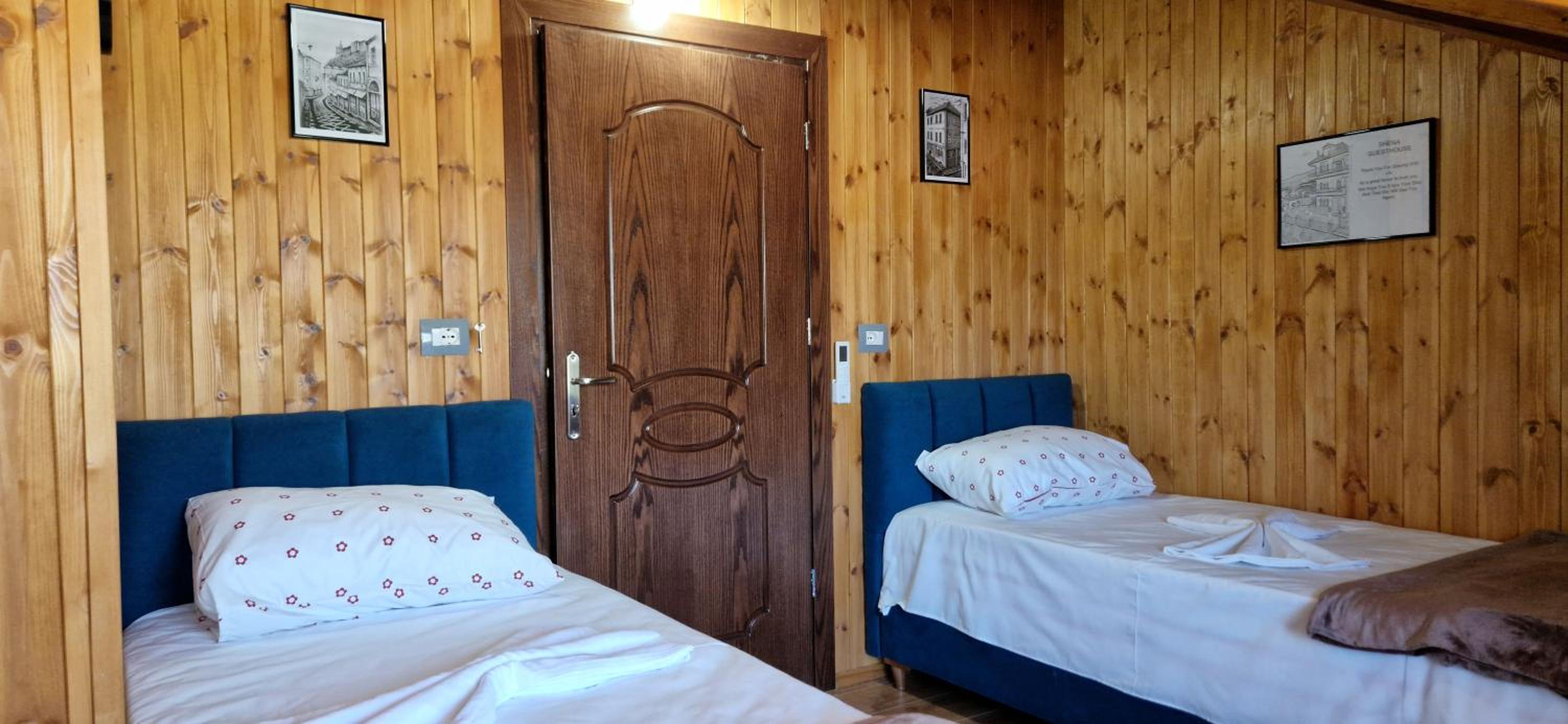 Double Room with Mountain View