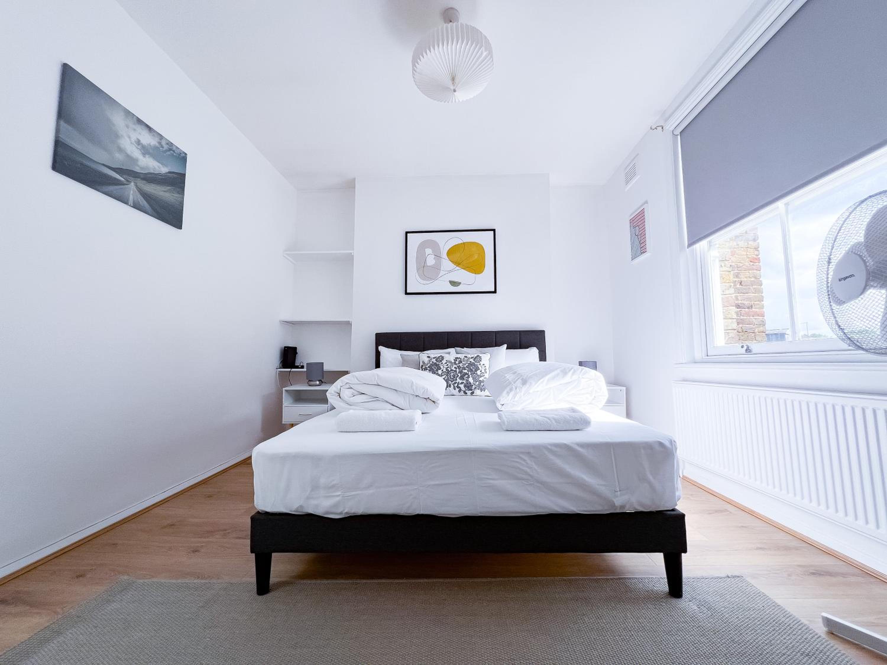 One-Bedroom Apartment photo 3