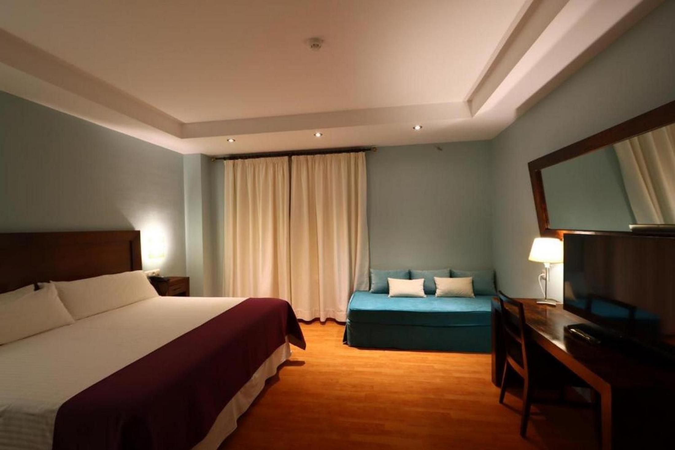 Single Room photo 2