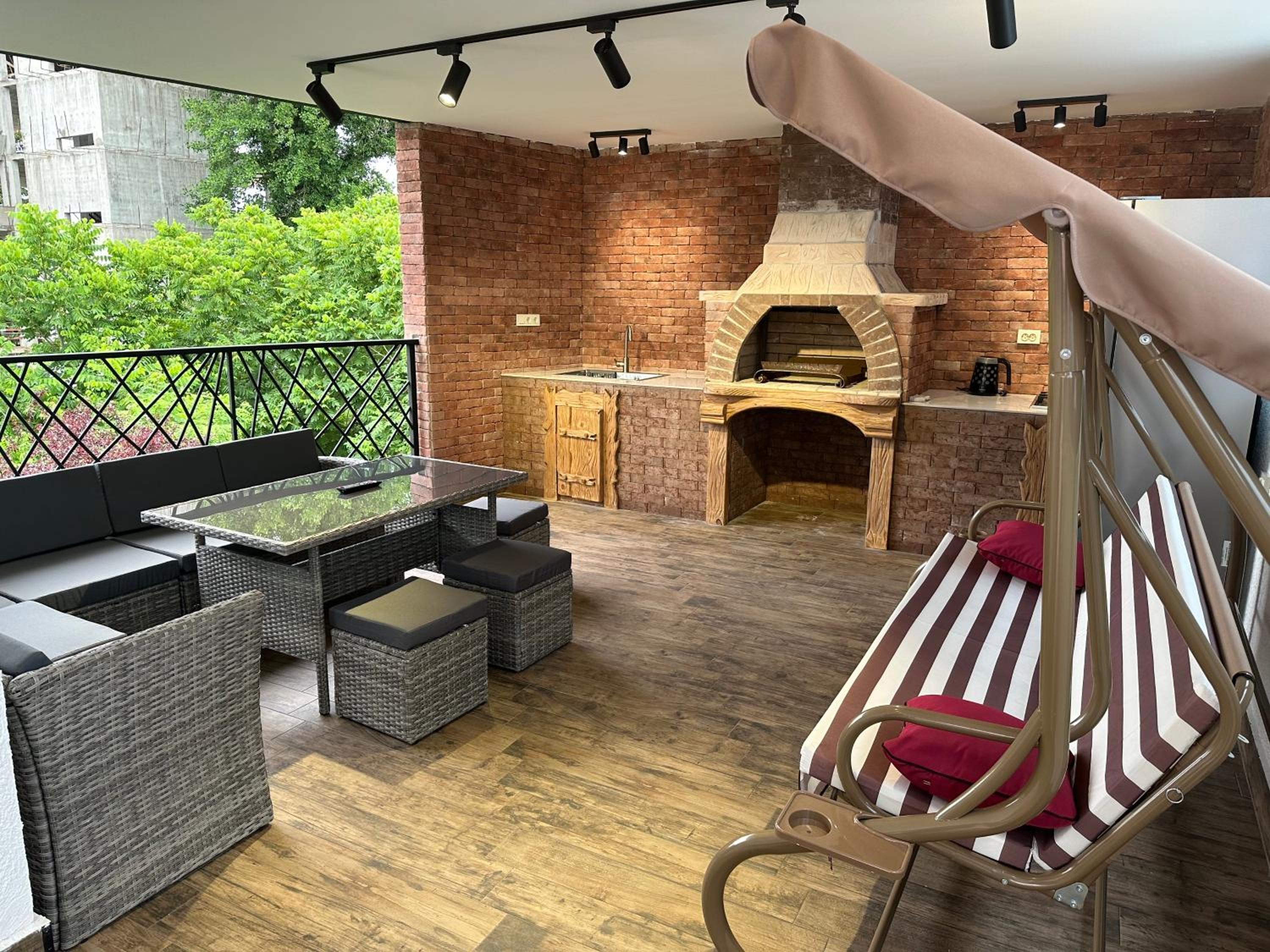 Apartment with Terrace photo 3