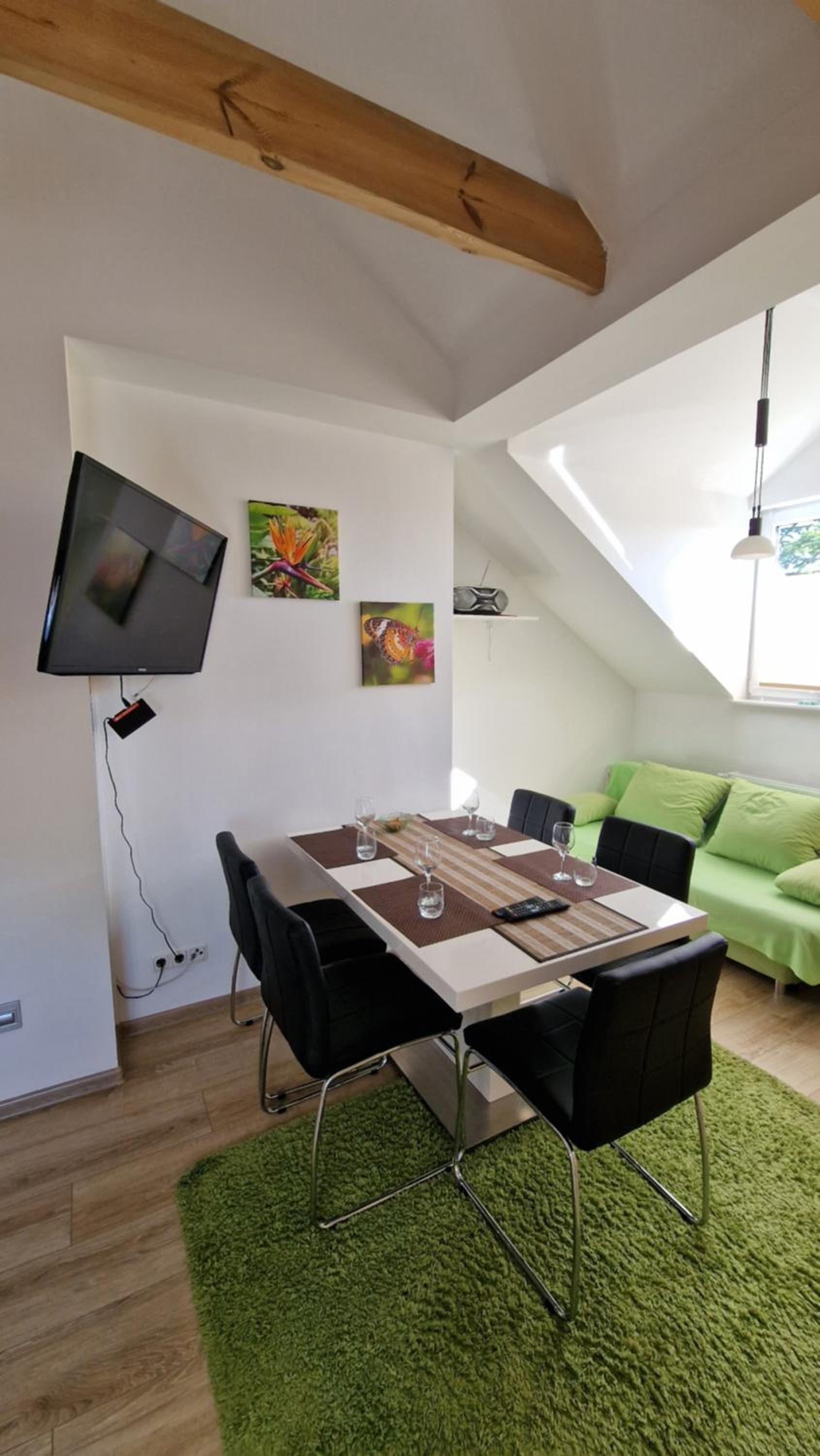 Two-Bedroom Apartment - Photo 24