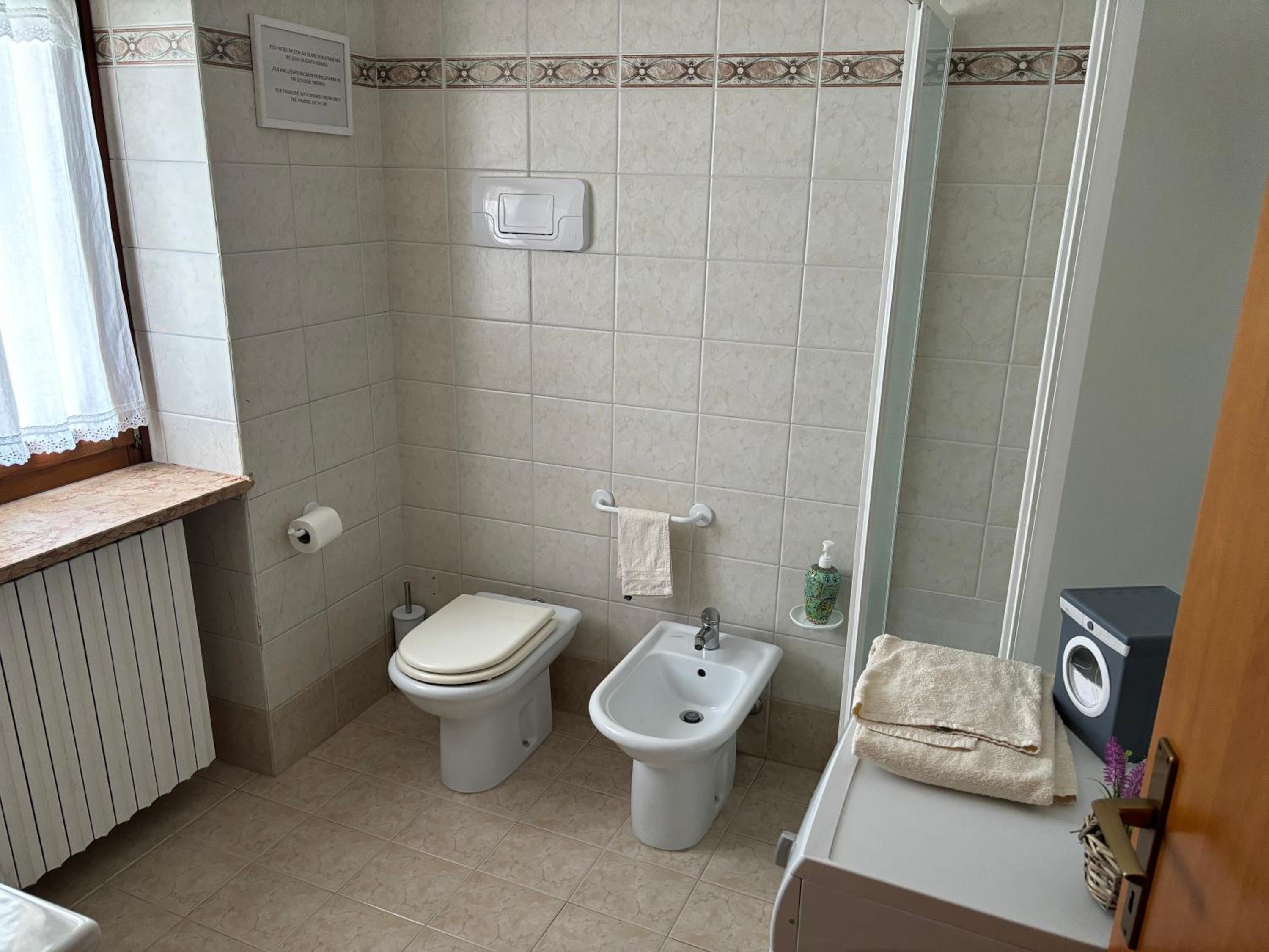 Two-Bedroom Apartment - Photo 3