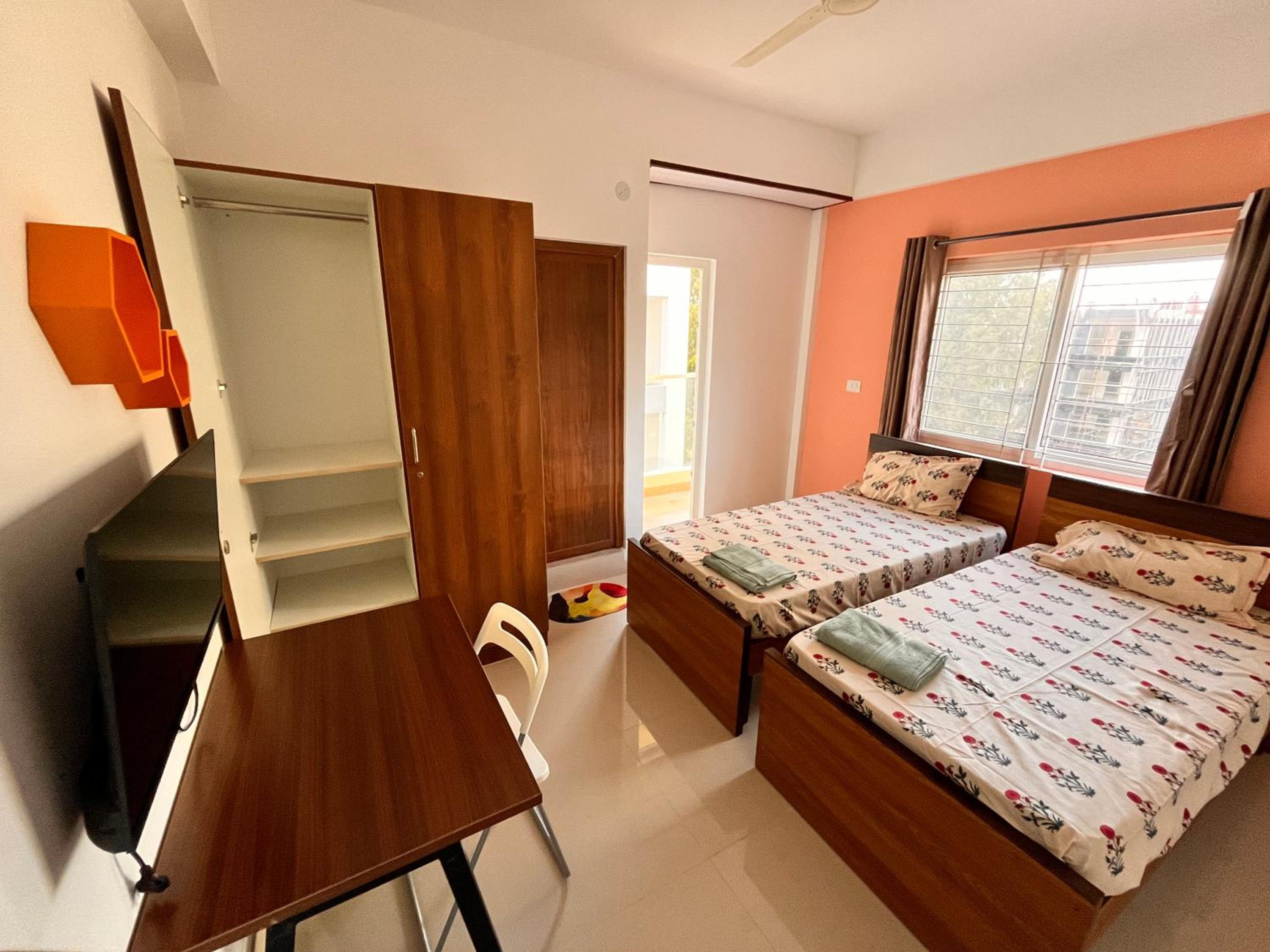 Deluxe Double or Twin Room with Balcony