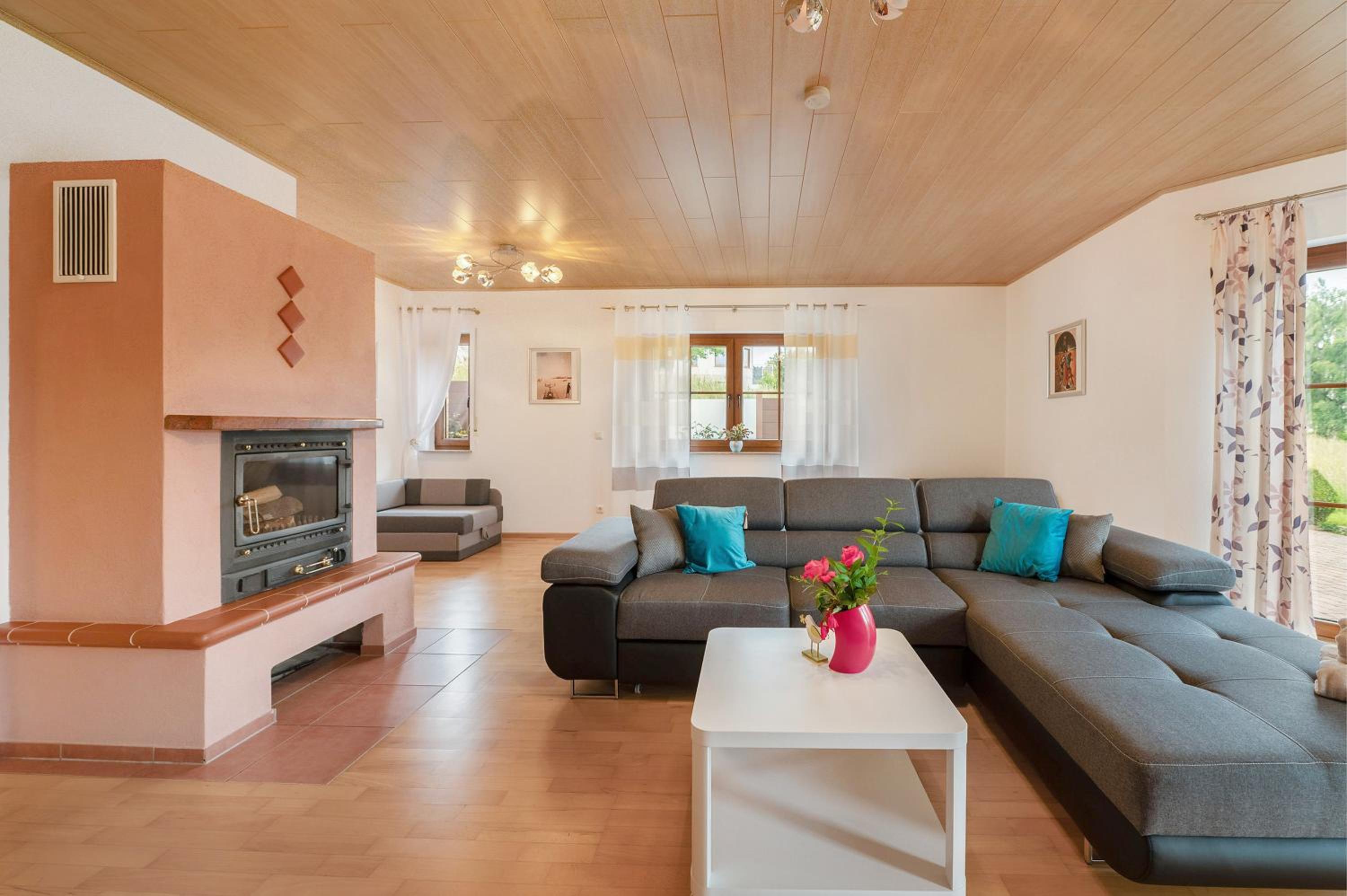 One-Bedroom Apartment with Garden View photo 1