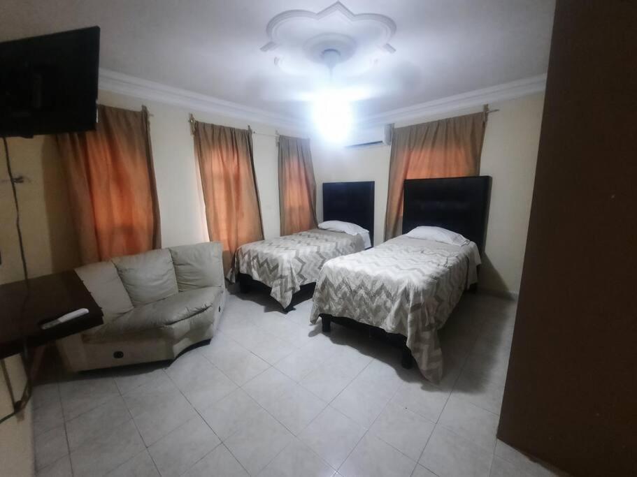 Two-Bedroom House photo 3