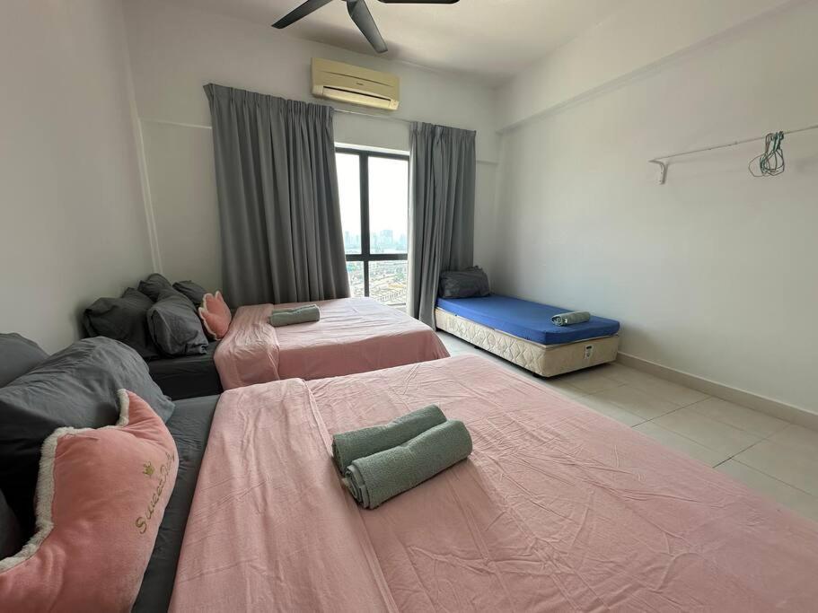Two-Bedroom Apartment photo 2