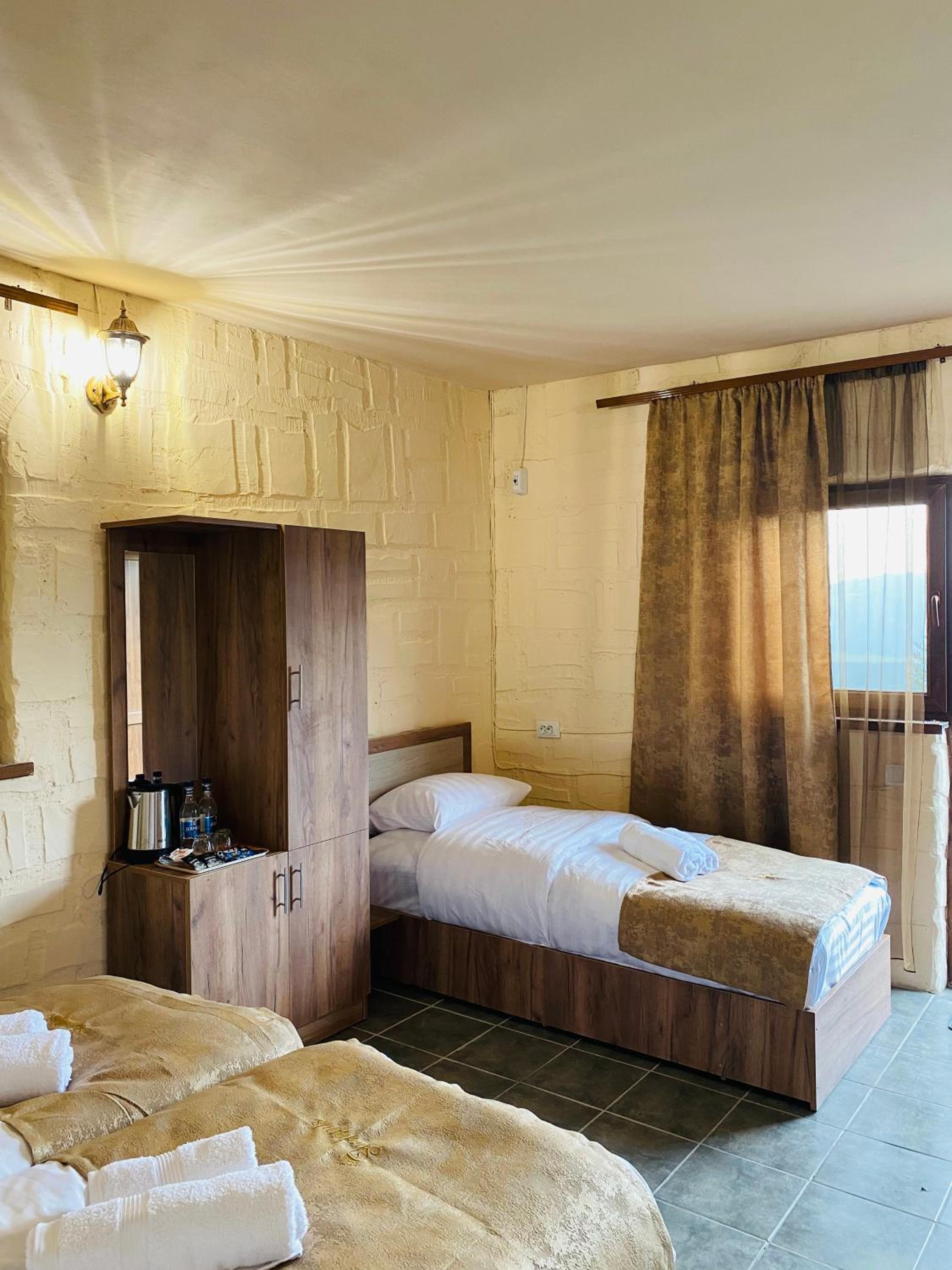 Quadruple Room With Mountain View