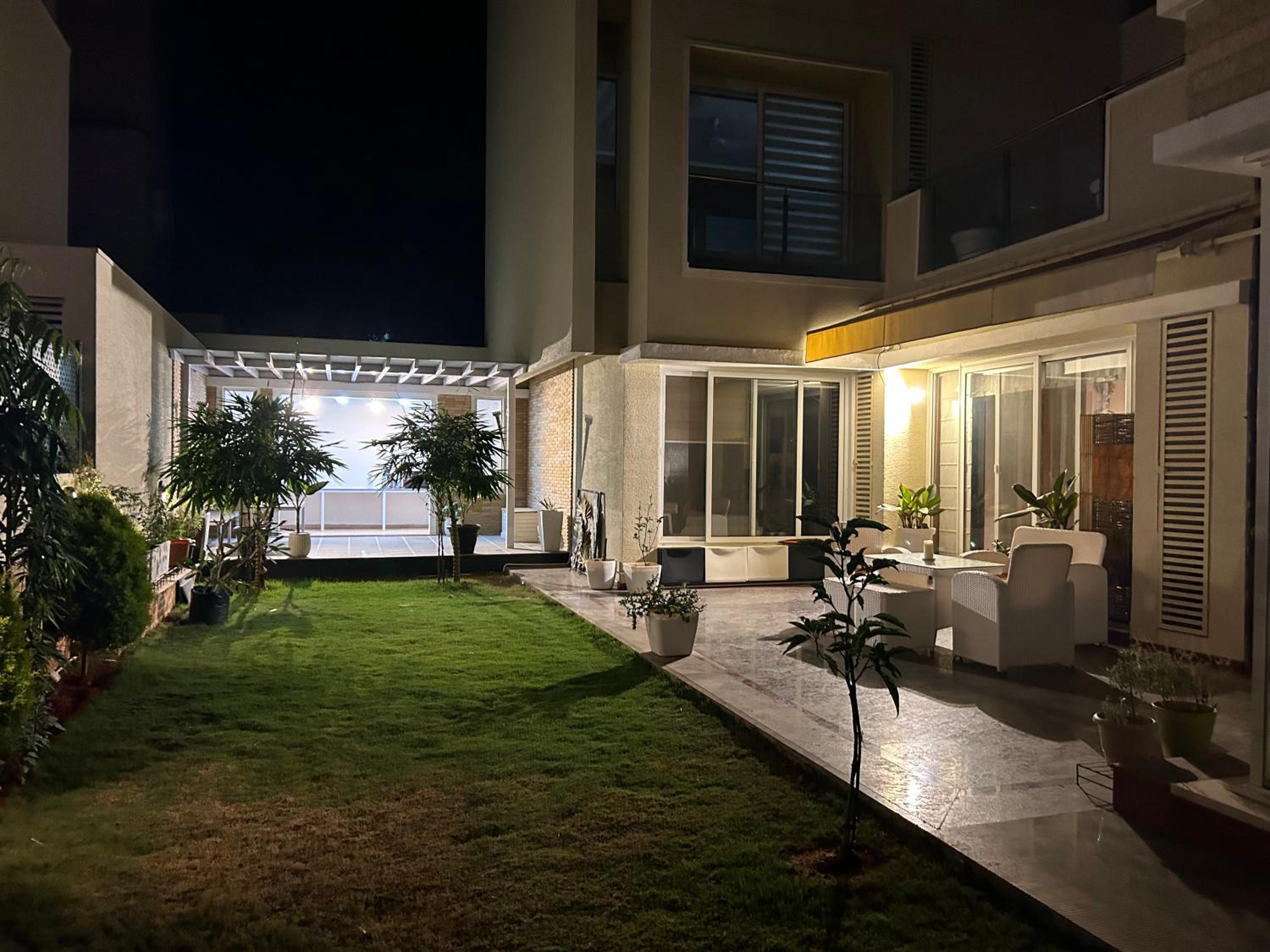 Villa photo 2