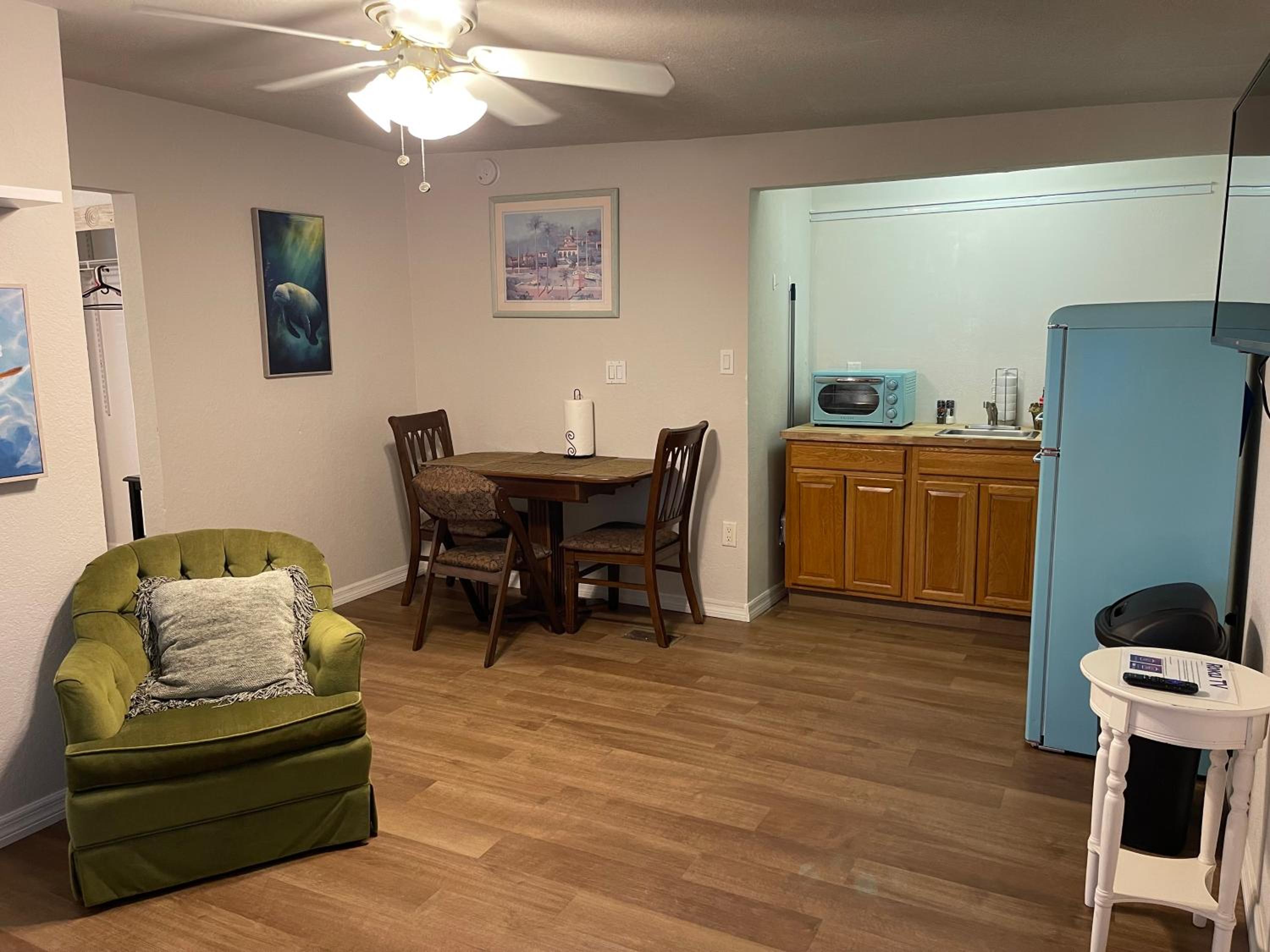 Queen Suite photo 2