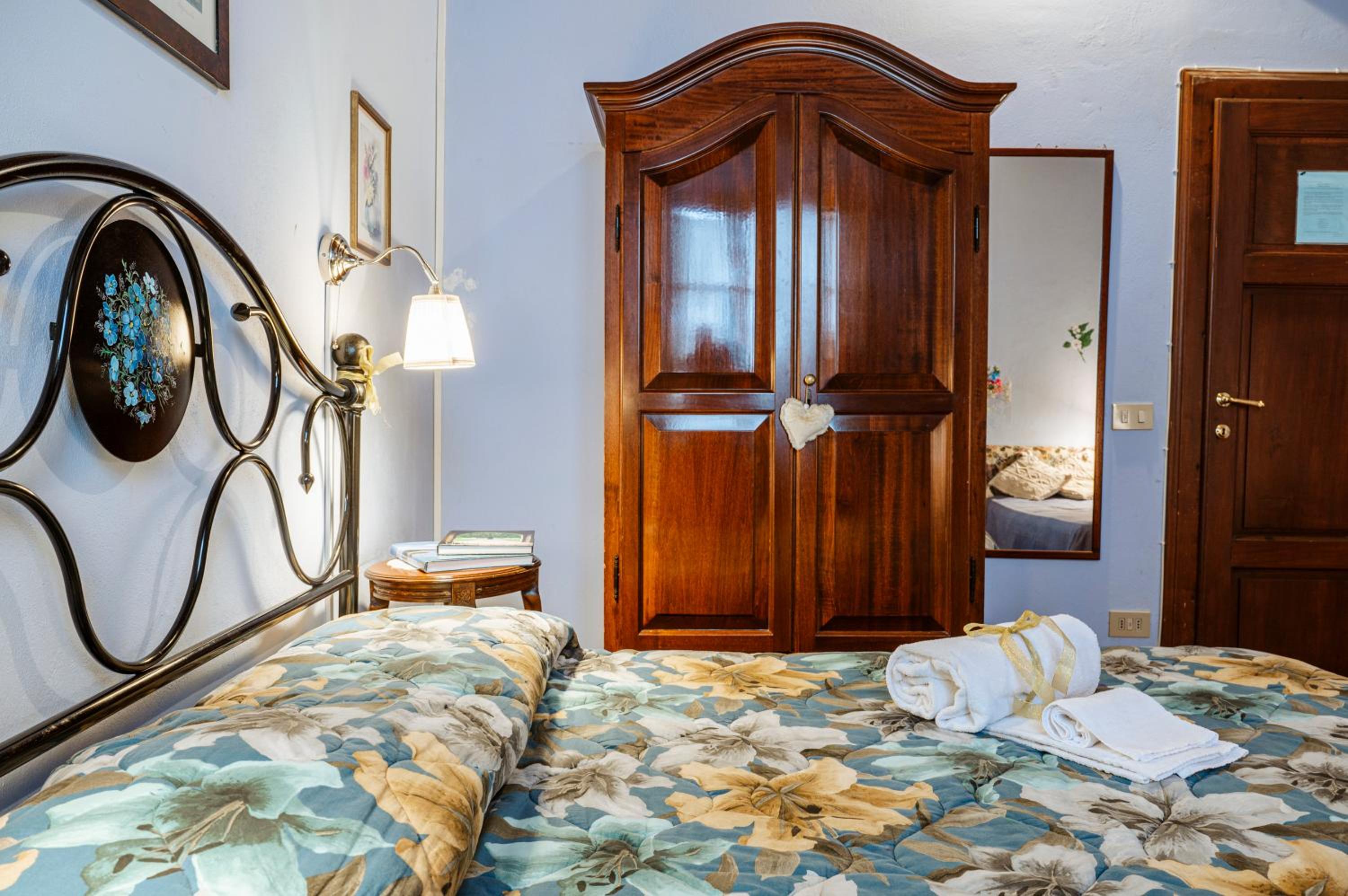 Triple Room with Private External Bathroom photo 3