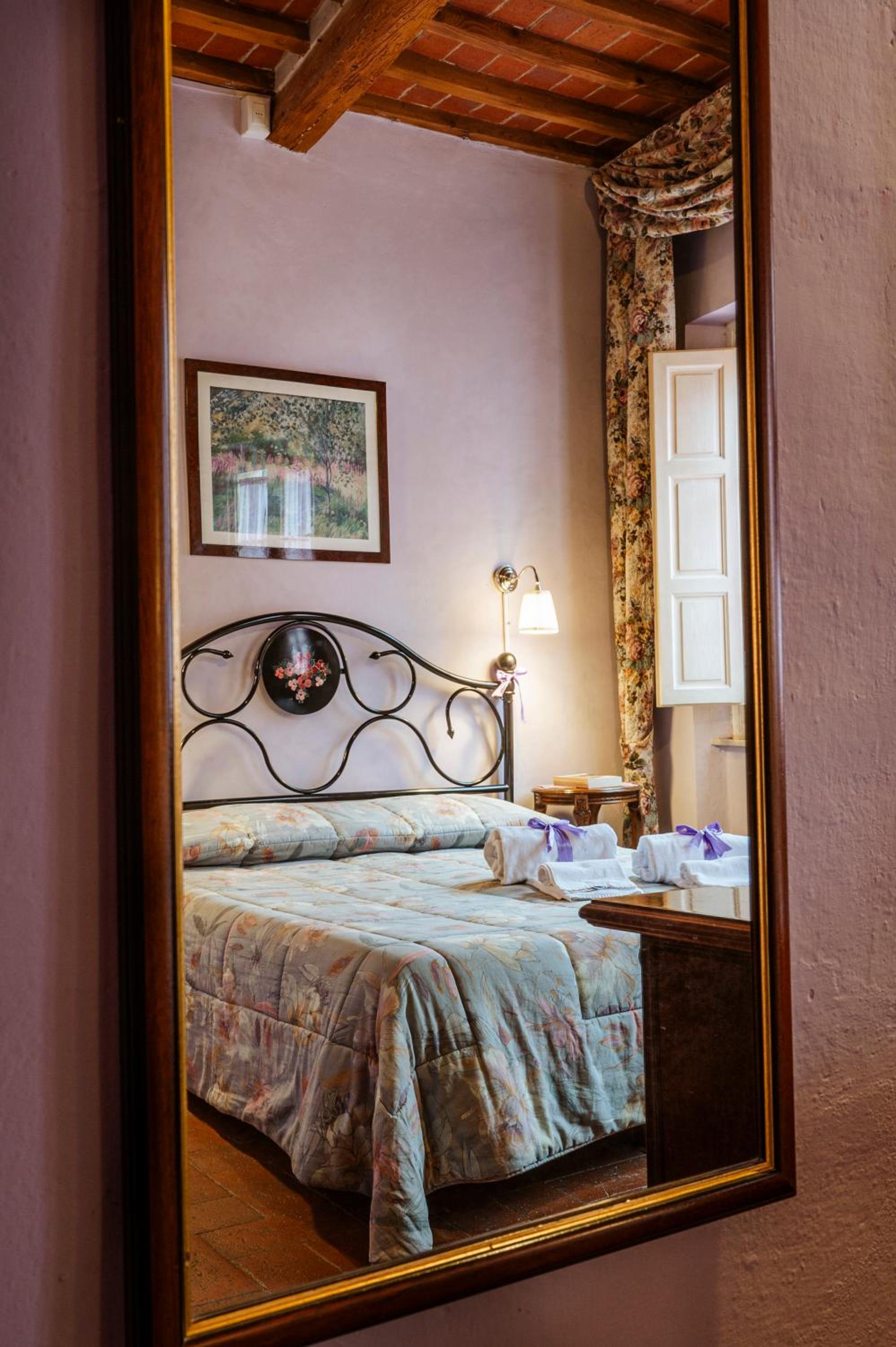 Superior Double Room - Photo 1