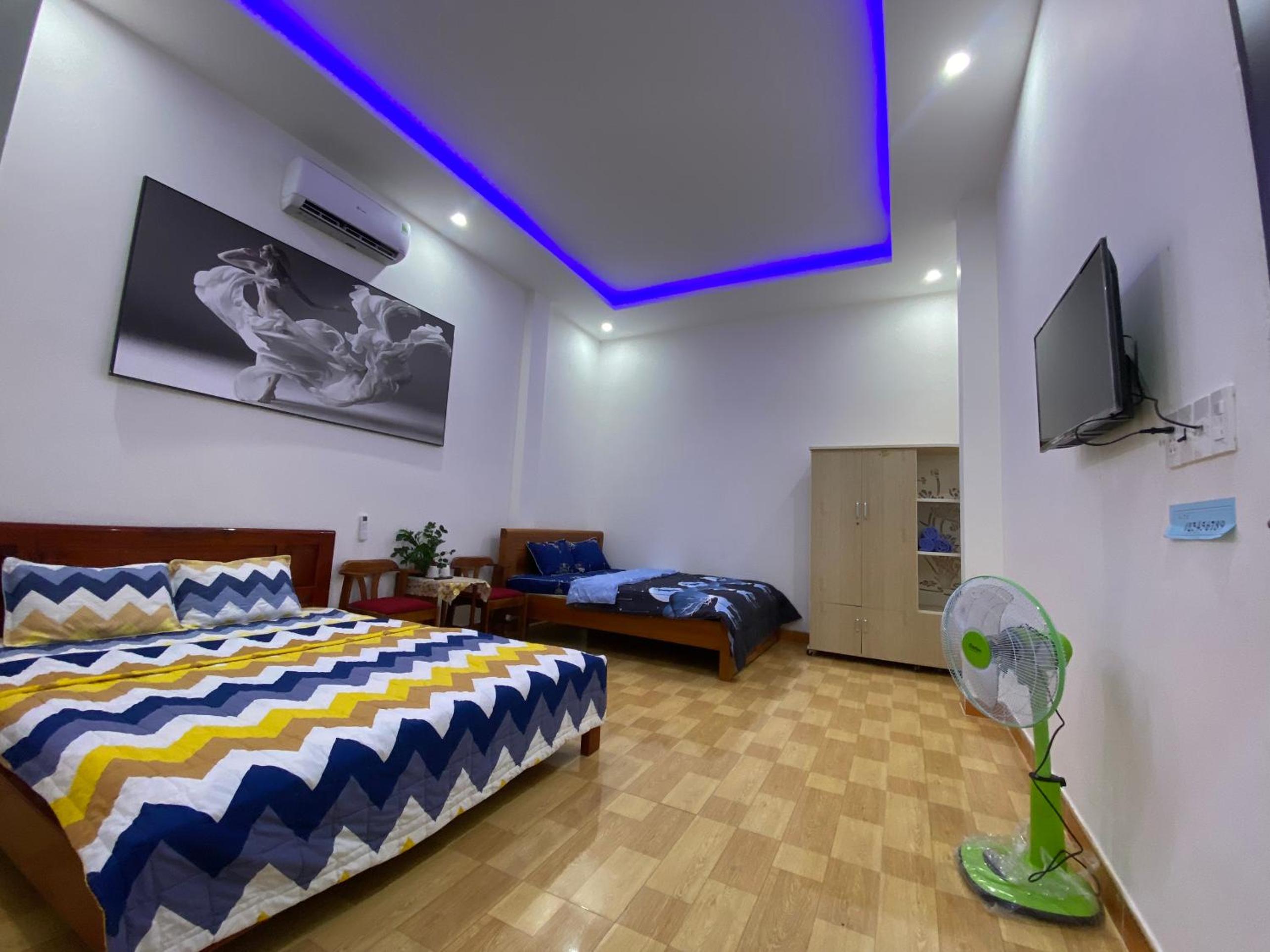 Quadruple Room With Private Bathroom photo 3