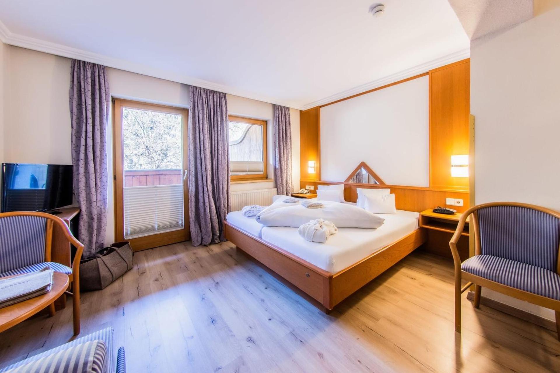 Standard Double Room with Balcony - Lavendel