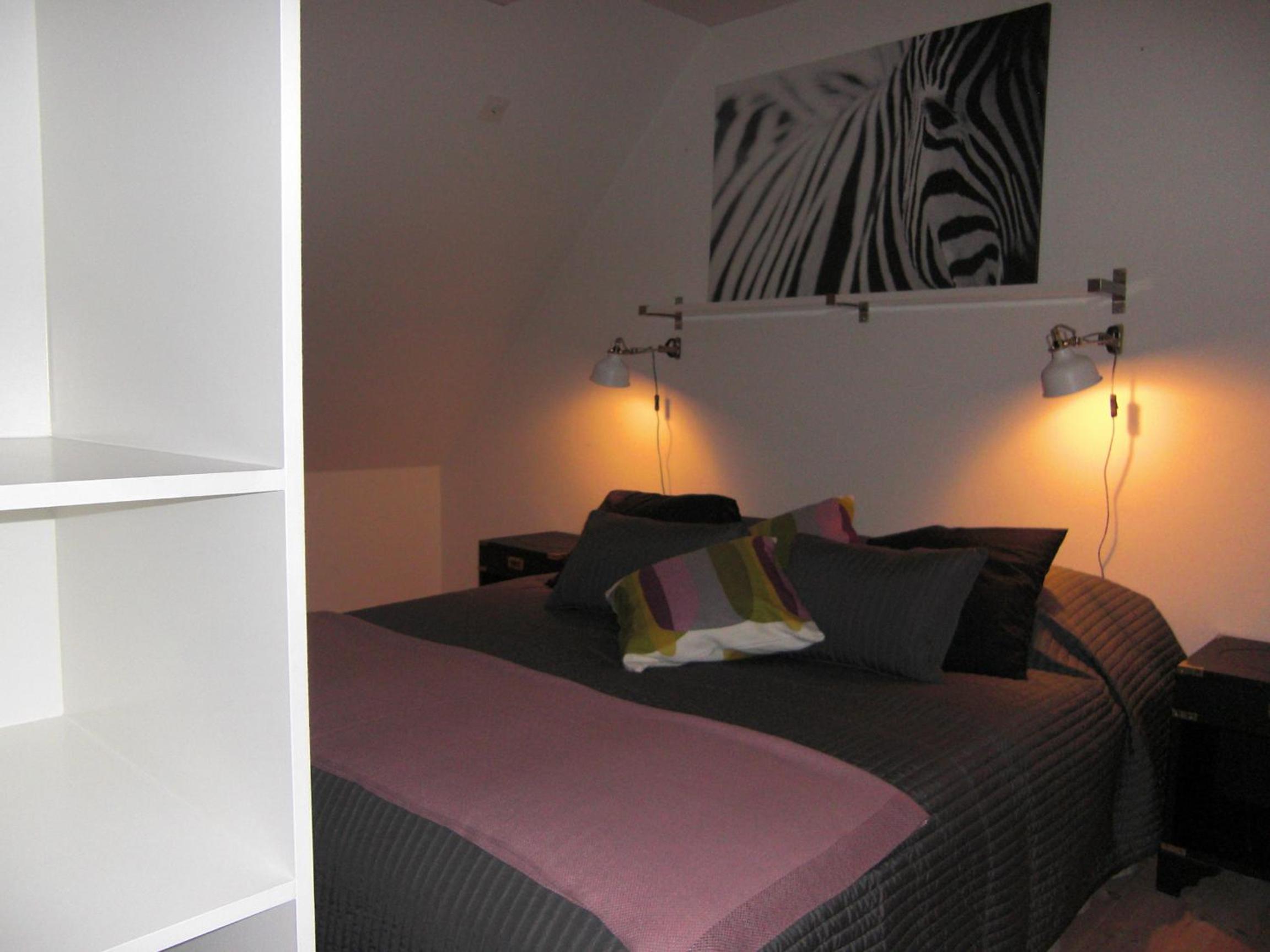 Two-Bedroom Holiday Home with Shared Bathroom photo 2