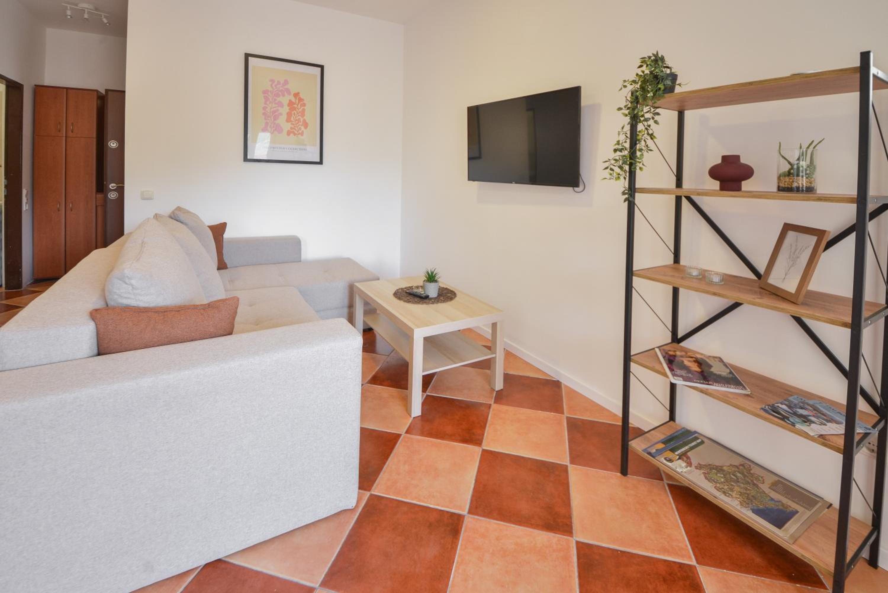 One-Bedroom Apartment with Sea View and Terrace photo 1