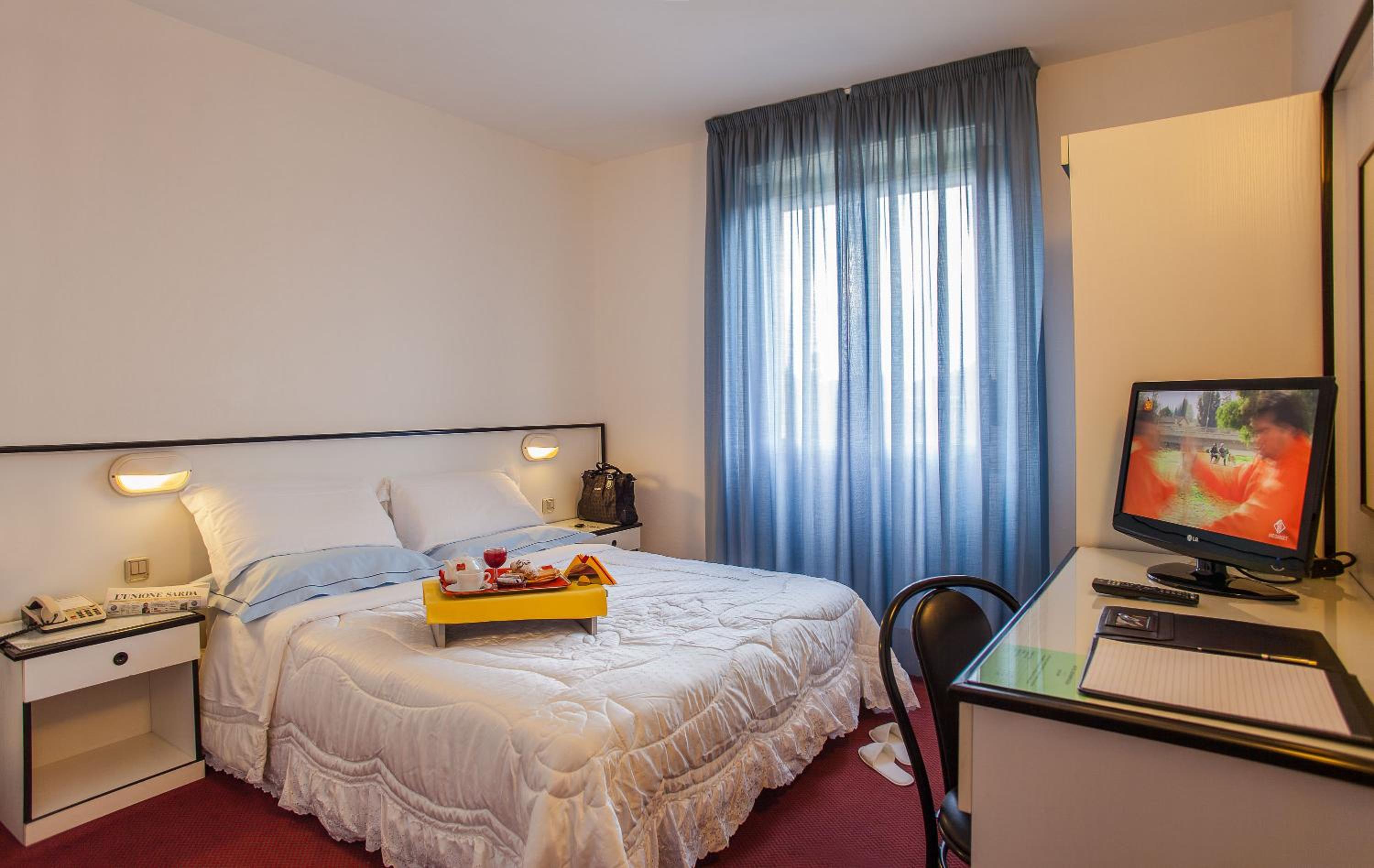 Double Room - Photo 6