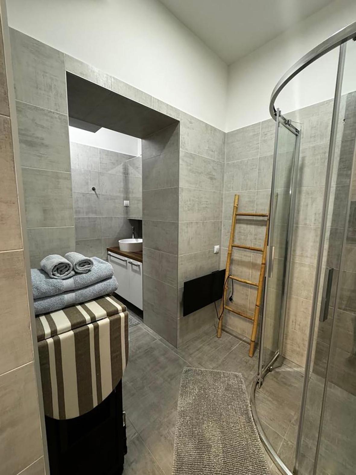 Apartment - Photo 7