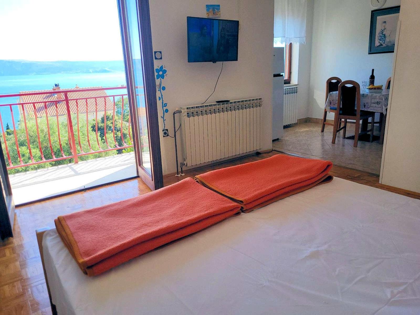 Studio With Balcony
