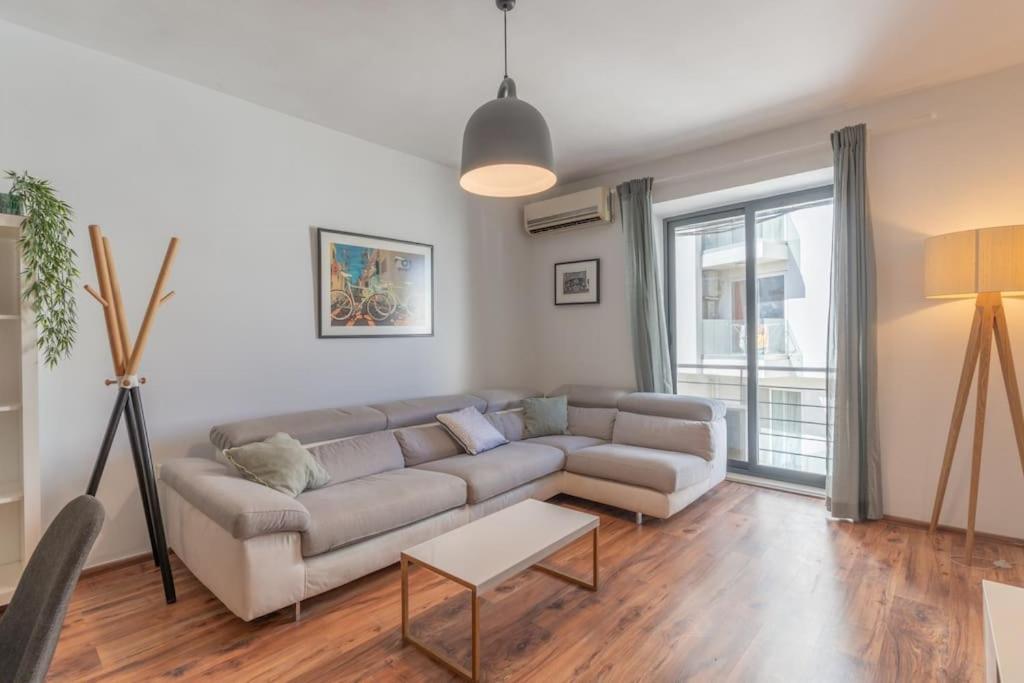 Two-Bedroom Deluxe Apartment