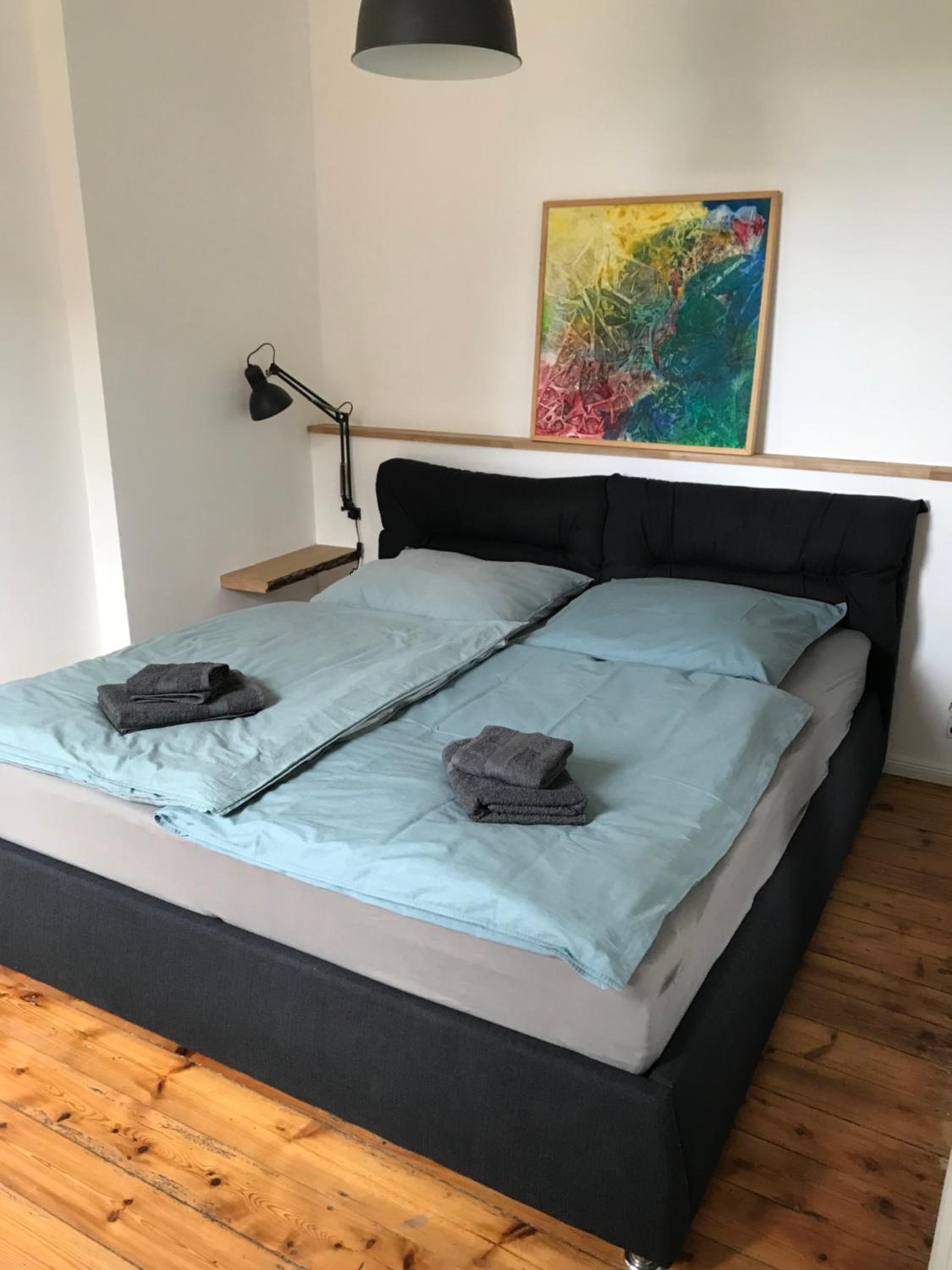 One-Bedroom Apartment photo 2