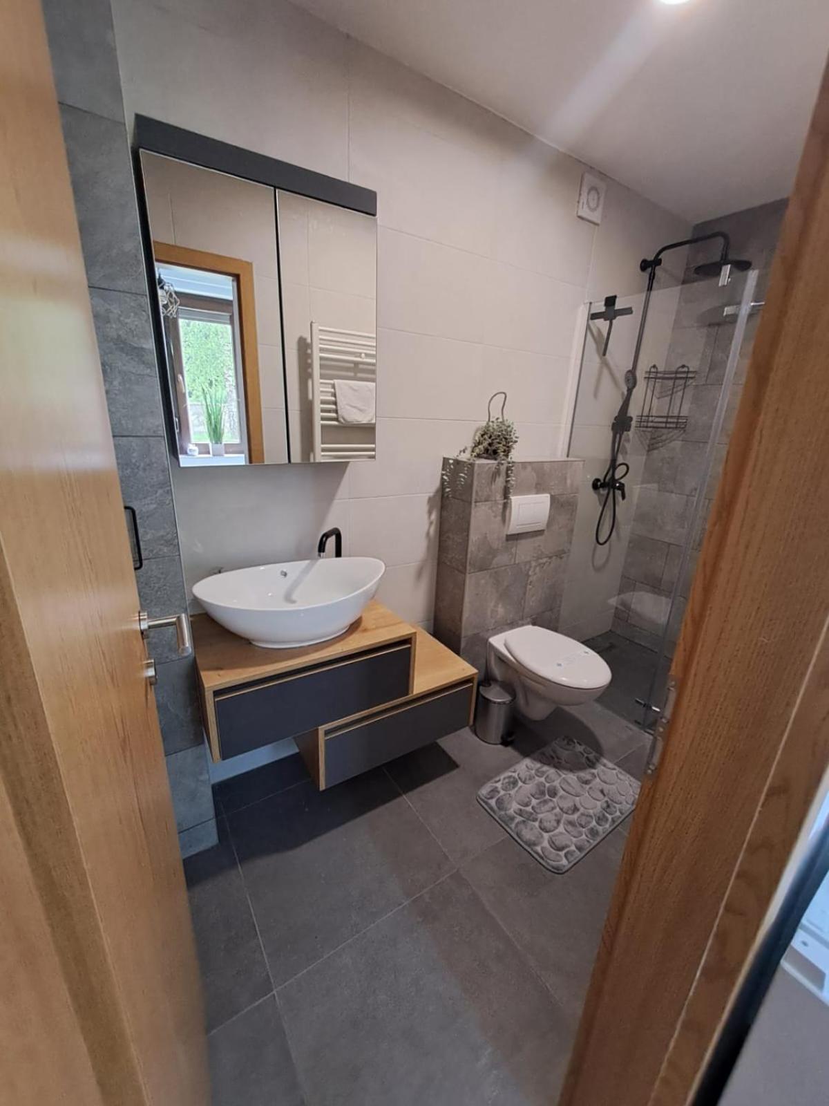 Double Room - Photo 3